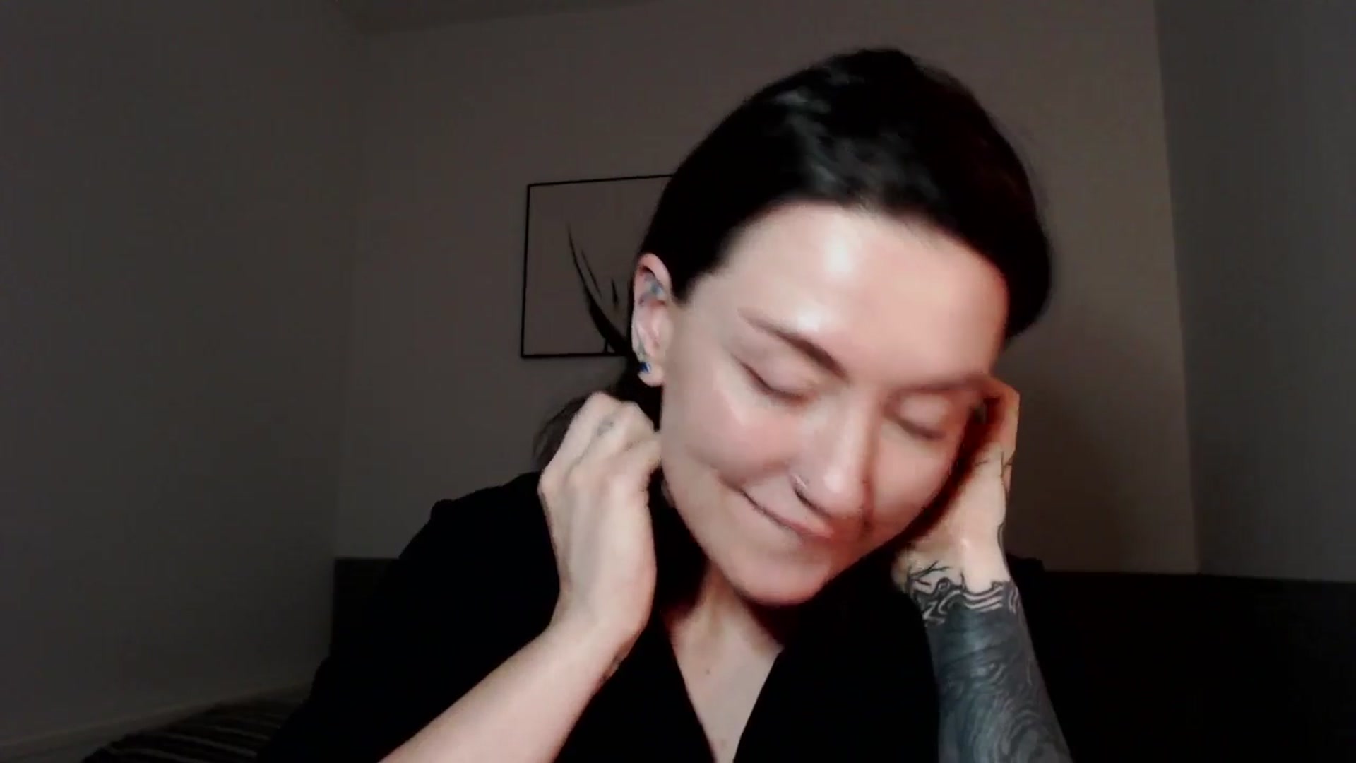Gallery image thumbnail from HeyAriel's myfreecams stream on, 12/28/2025, 19:46 image 6 of 20