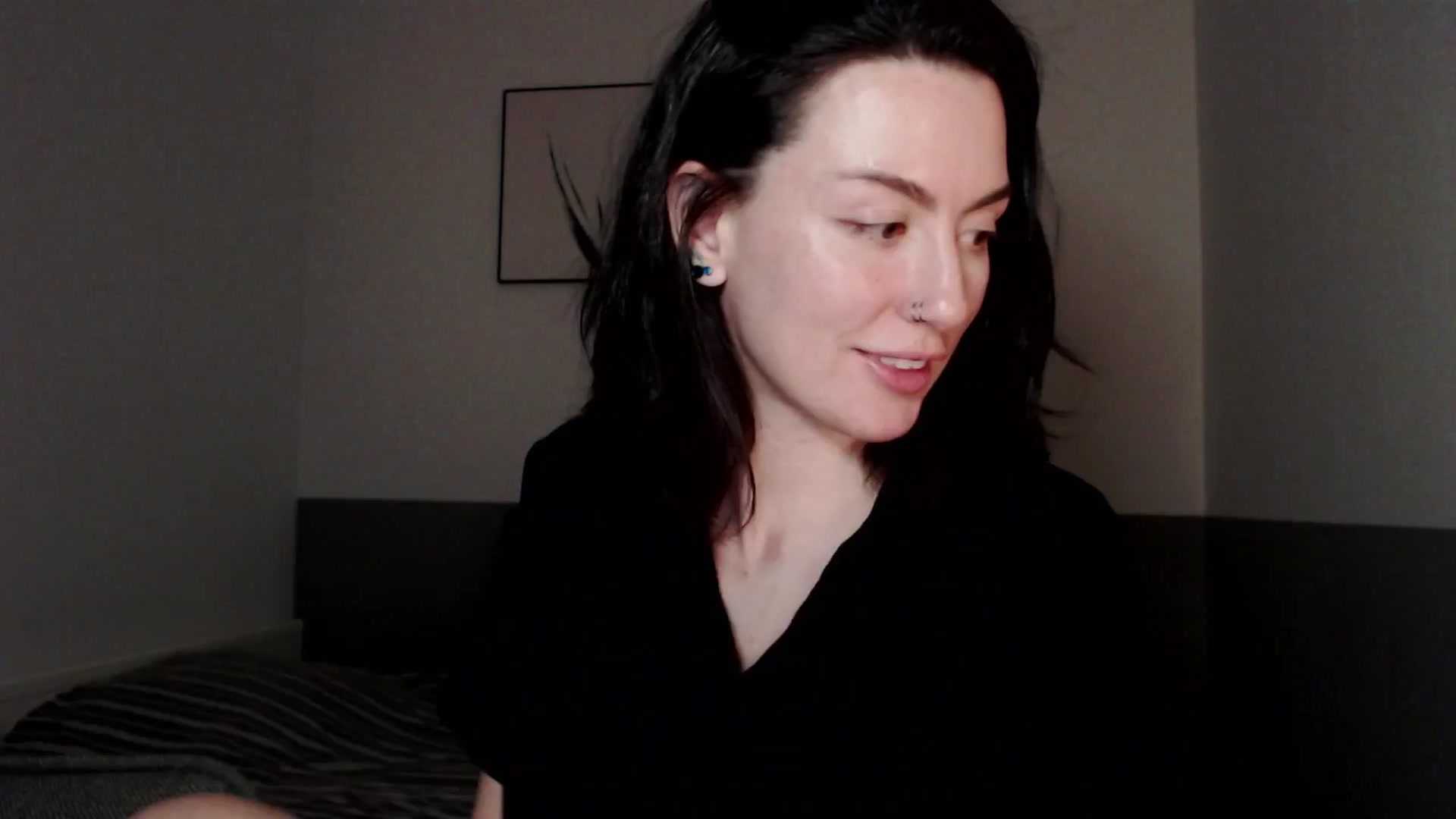 Gallery image thumbnail from HeyAriel's myfreecams stream on, 12/28/2025, 22:09 image 9 of 20