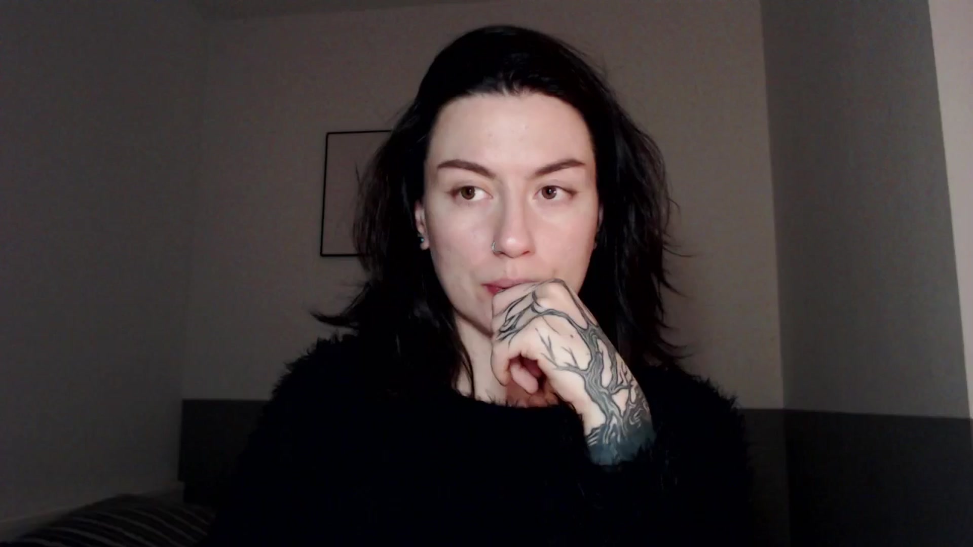 Gallery image thumbnail from HeyAriel's myfreecams stream on, 12/29/2025, 20:38 image 1 of 20