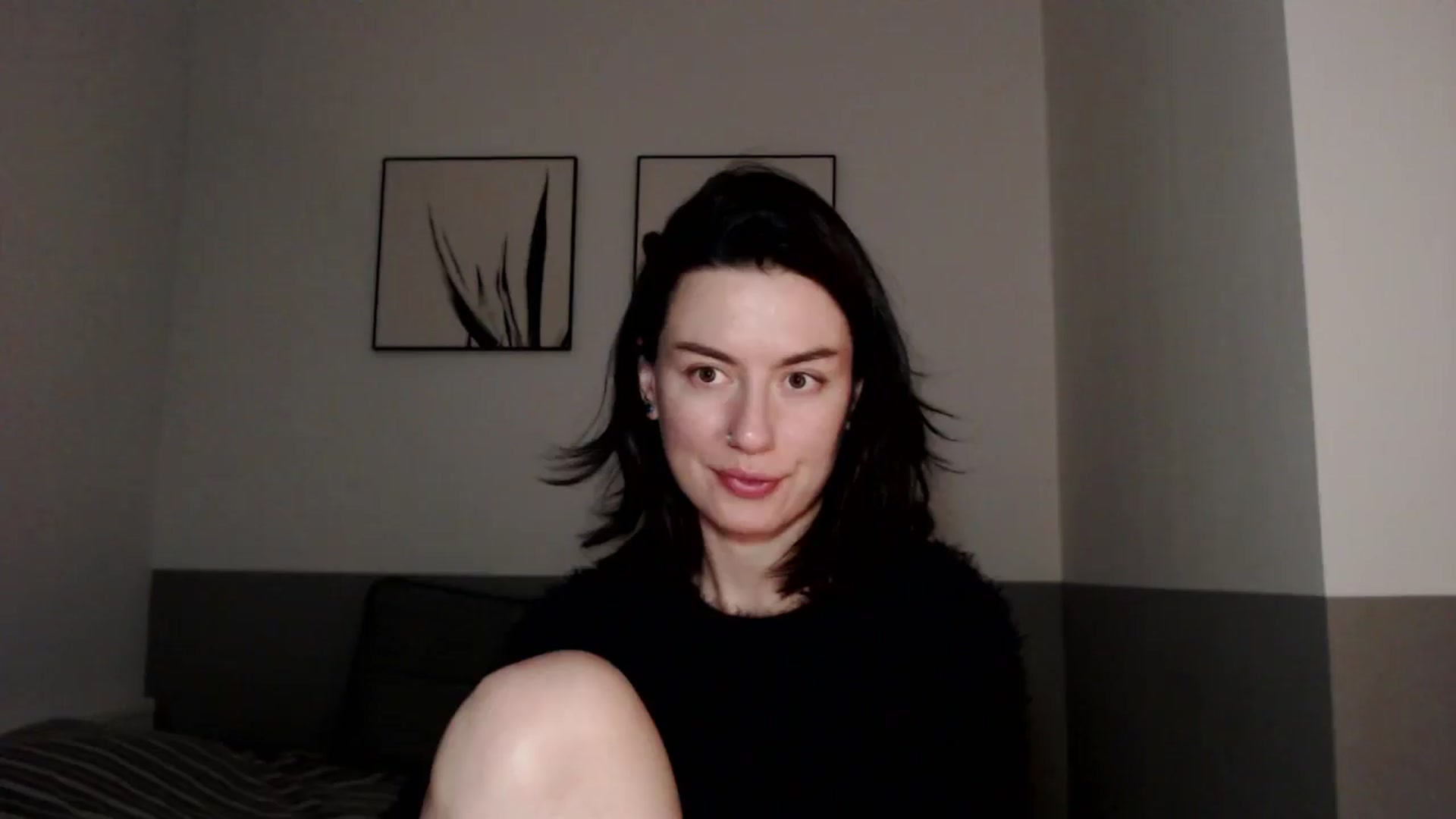 Gallery image thumbnail from HeyAriel's myfreecams stream on, 12/29/2025, 22:07 image 12 of 20