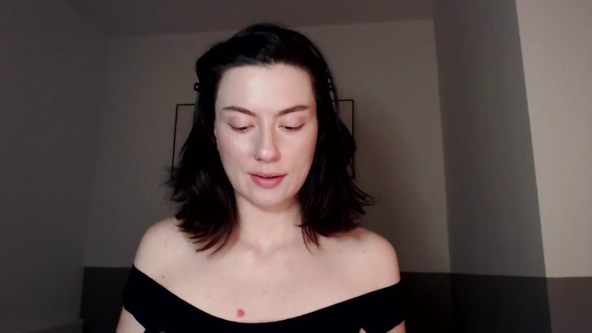Gallery image thumbnail from HeyAriel's myfreecams stream on, 12/30/2025, 19:52 image 3 of 20