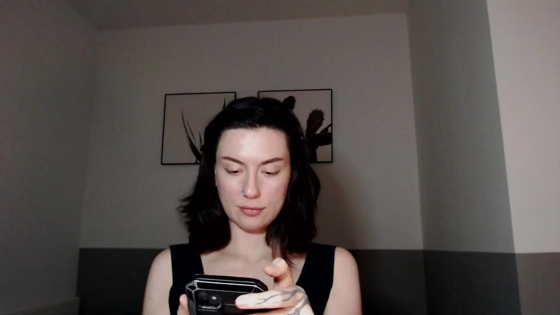 Gallery image thumbnail from HeyAriel's myfreecams stream on, 12/30/2025, 21:52 image 20 of 20