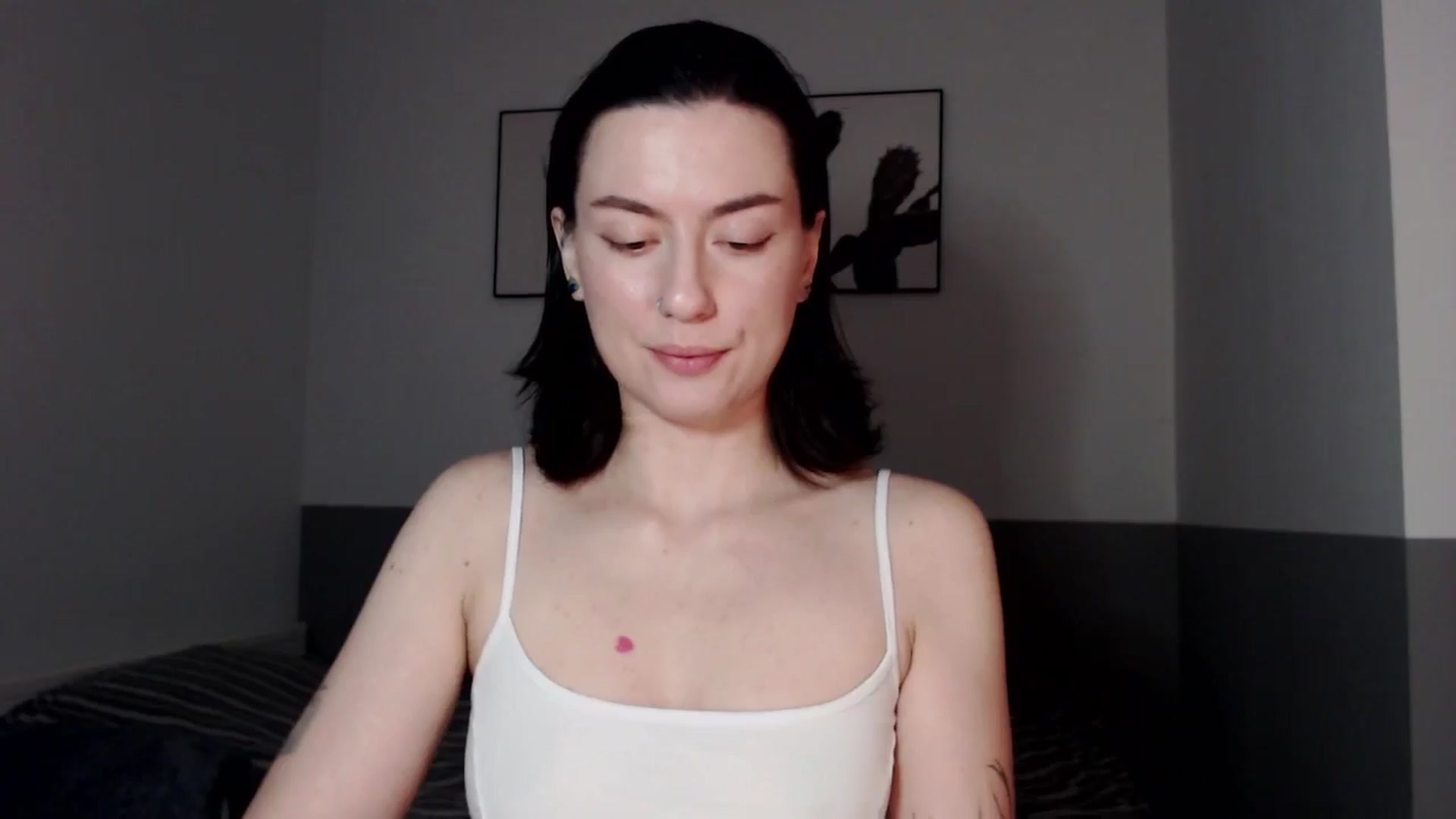 Gallery image thumbnail from HeyAriel's myfreecams stream on, 12/31/2025, 09:23 image 9 of 20