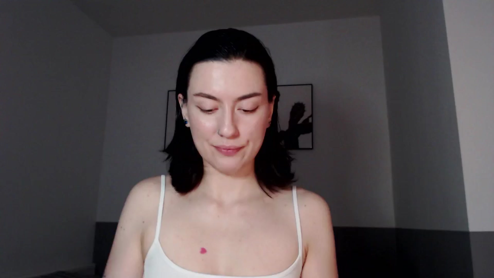 Gallery image thumbnail from HeyAriel's myfreecams stream on, 12/31/2025, 09:23 image 20 of 20