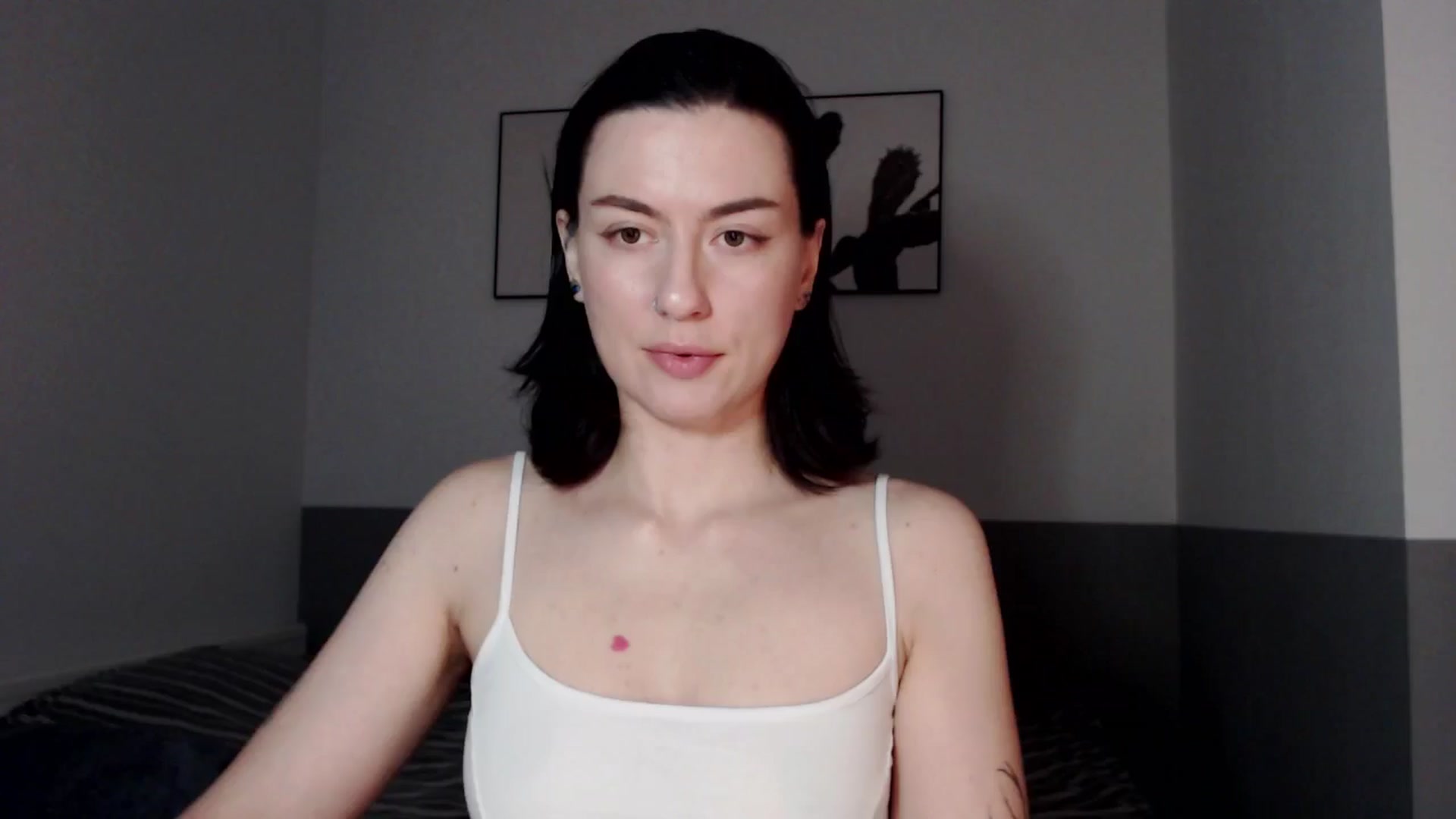 Gallery image thumbnail from HeyAriel's myfreecams stream on, 12/31/2025, 09:23 image 14 of 20