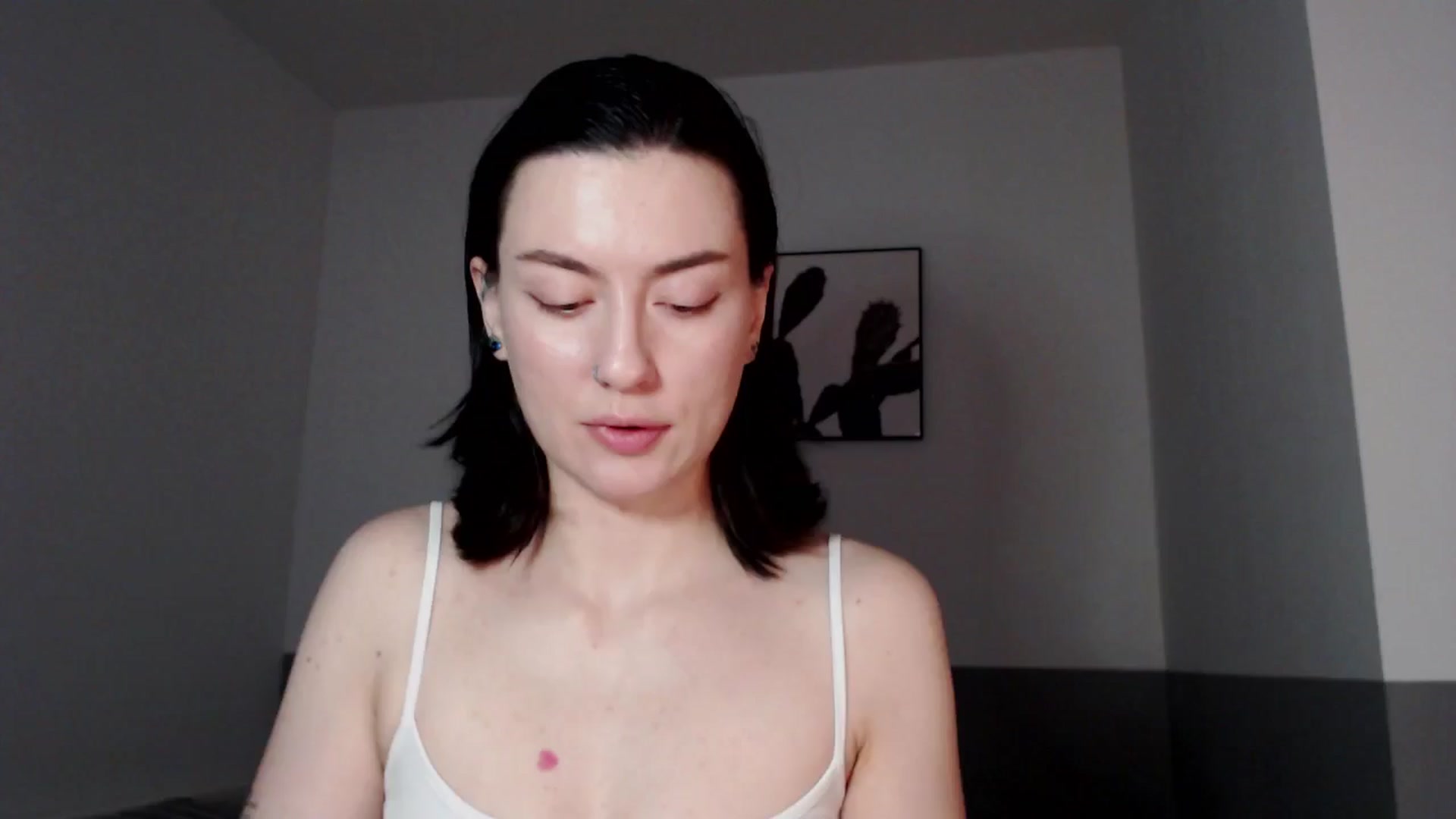 Gallery image thumbnail from HeyAriel's myfreecams stream on, 12/31/2025, 09:42 image 1 of 20