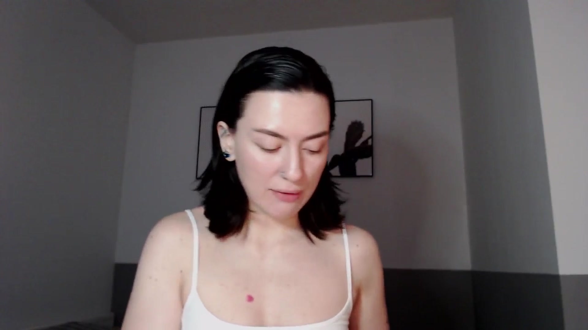Gallery image thumbnail from HeyAriel's myfreecams stream on, 12/31/2025, 09:42 image 6 of 20
