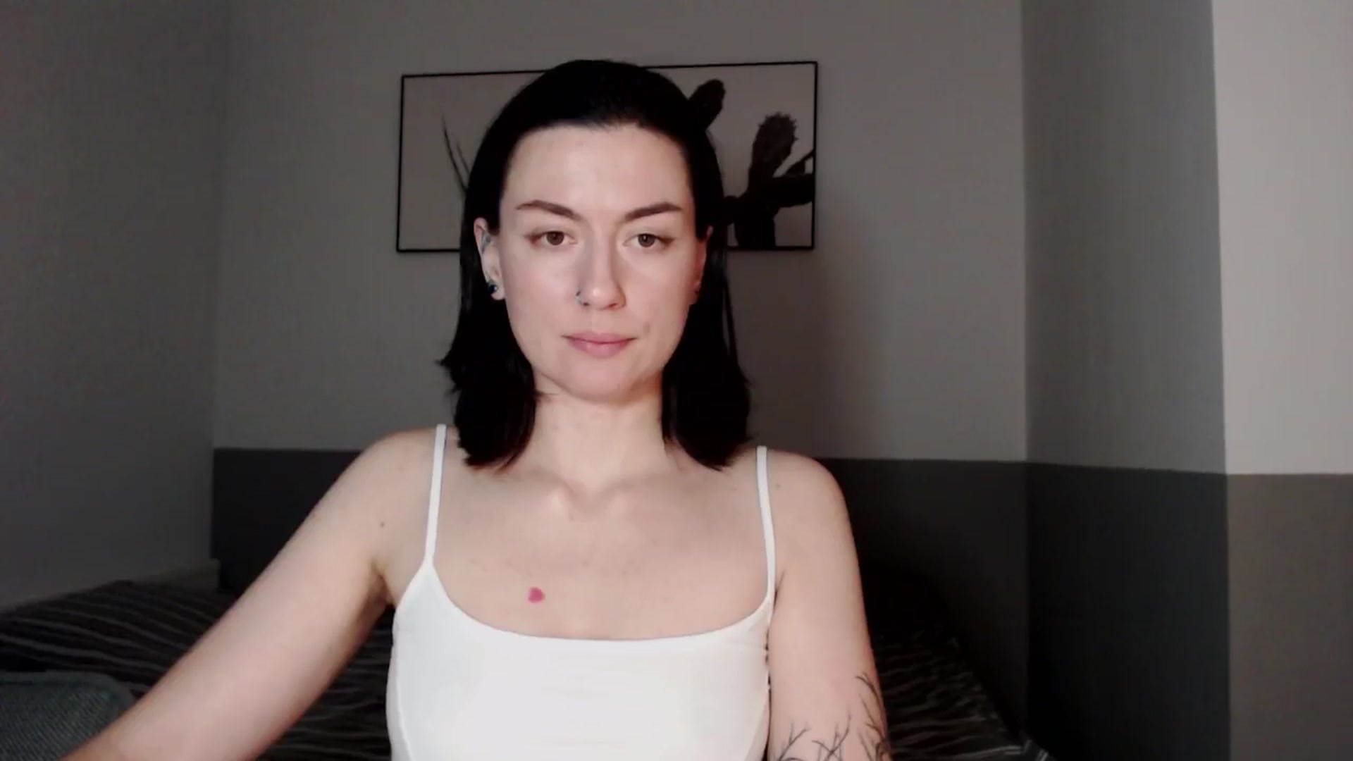 Gallery image thumbnail from HeyAriel's myfreecams stream on, 12/31/2025, 12:36 image 16 of 20
