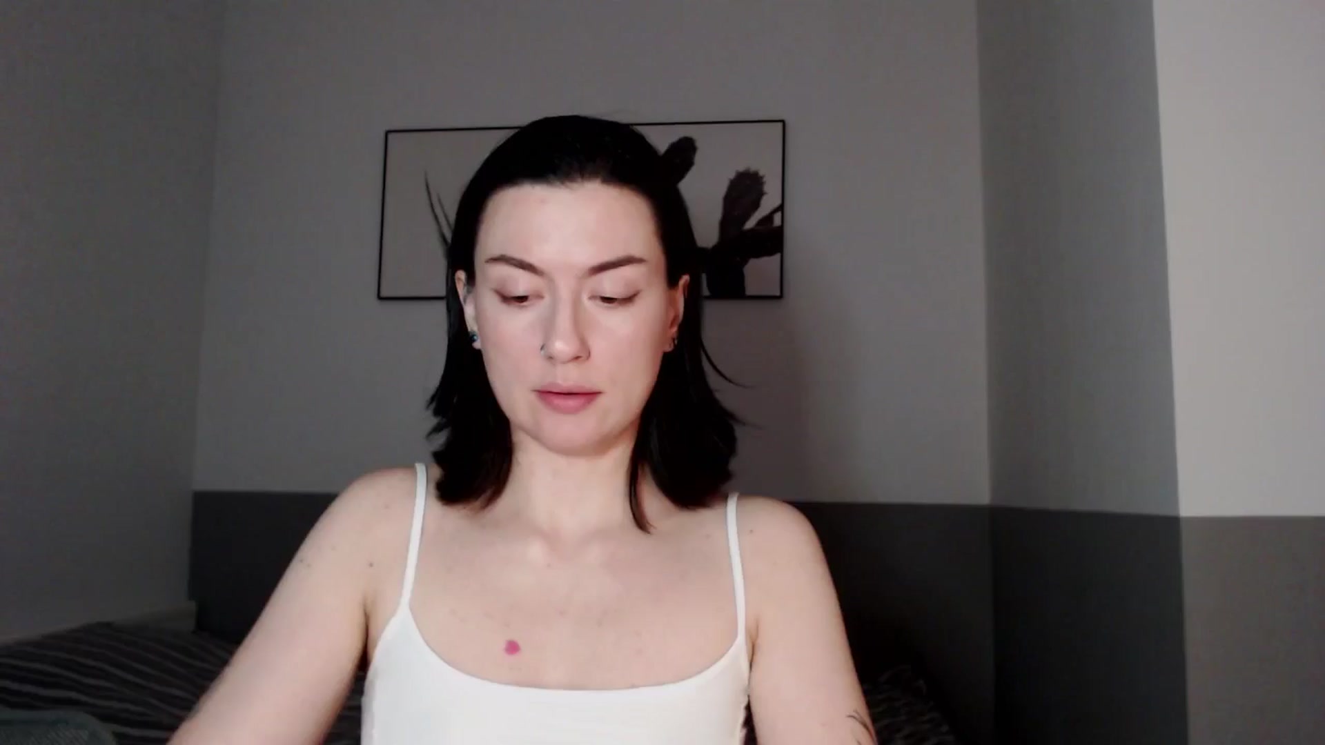 Gallery image thumbnail from HeyAriel's myfreecams stream on, 12/31/2025, 12:36 image 1 of 20