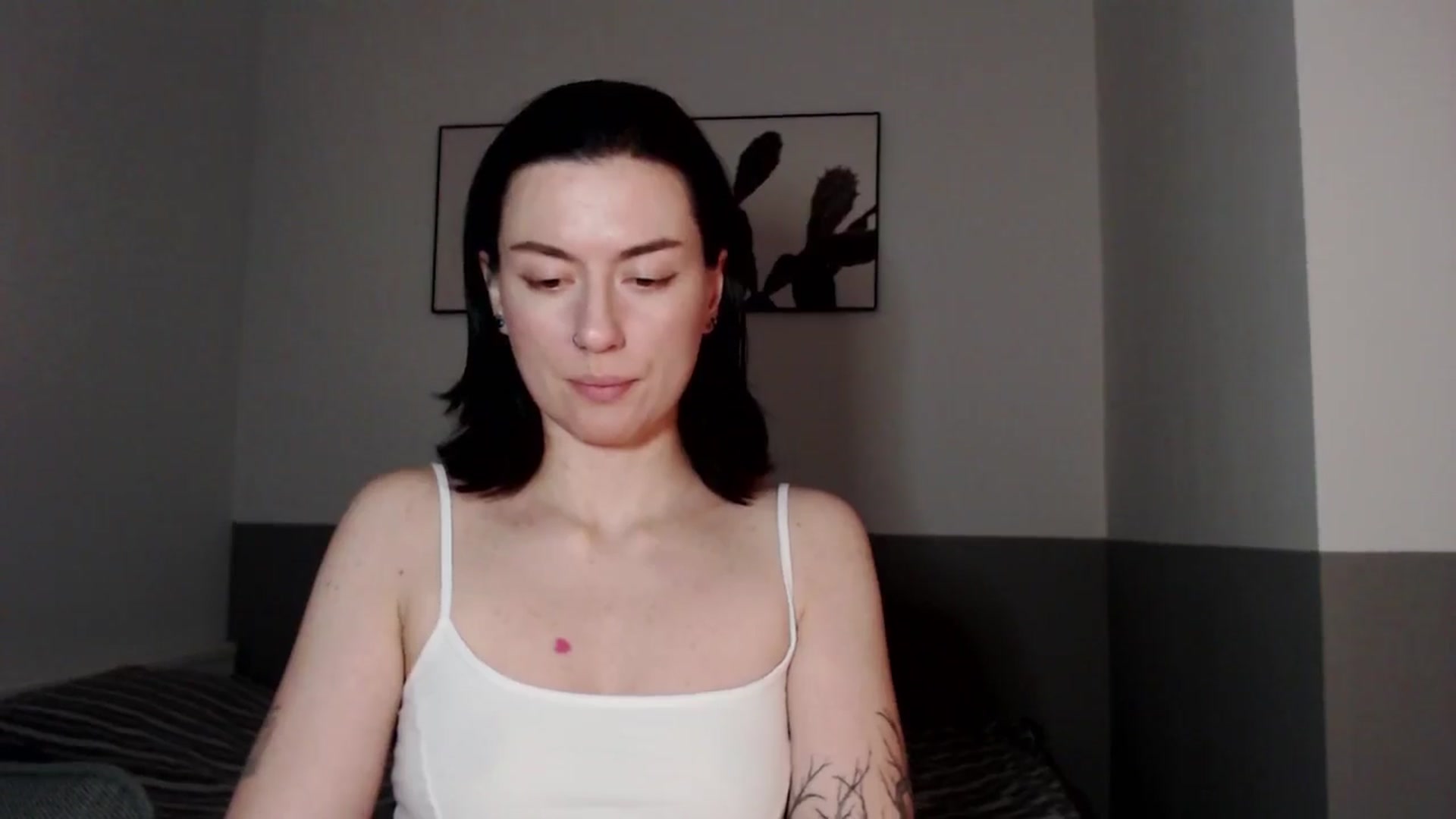 Gallery image thumbnail from HeyAriel's myfreecams stream on, 12/31/2025, 12:36 image 17 of 20