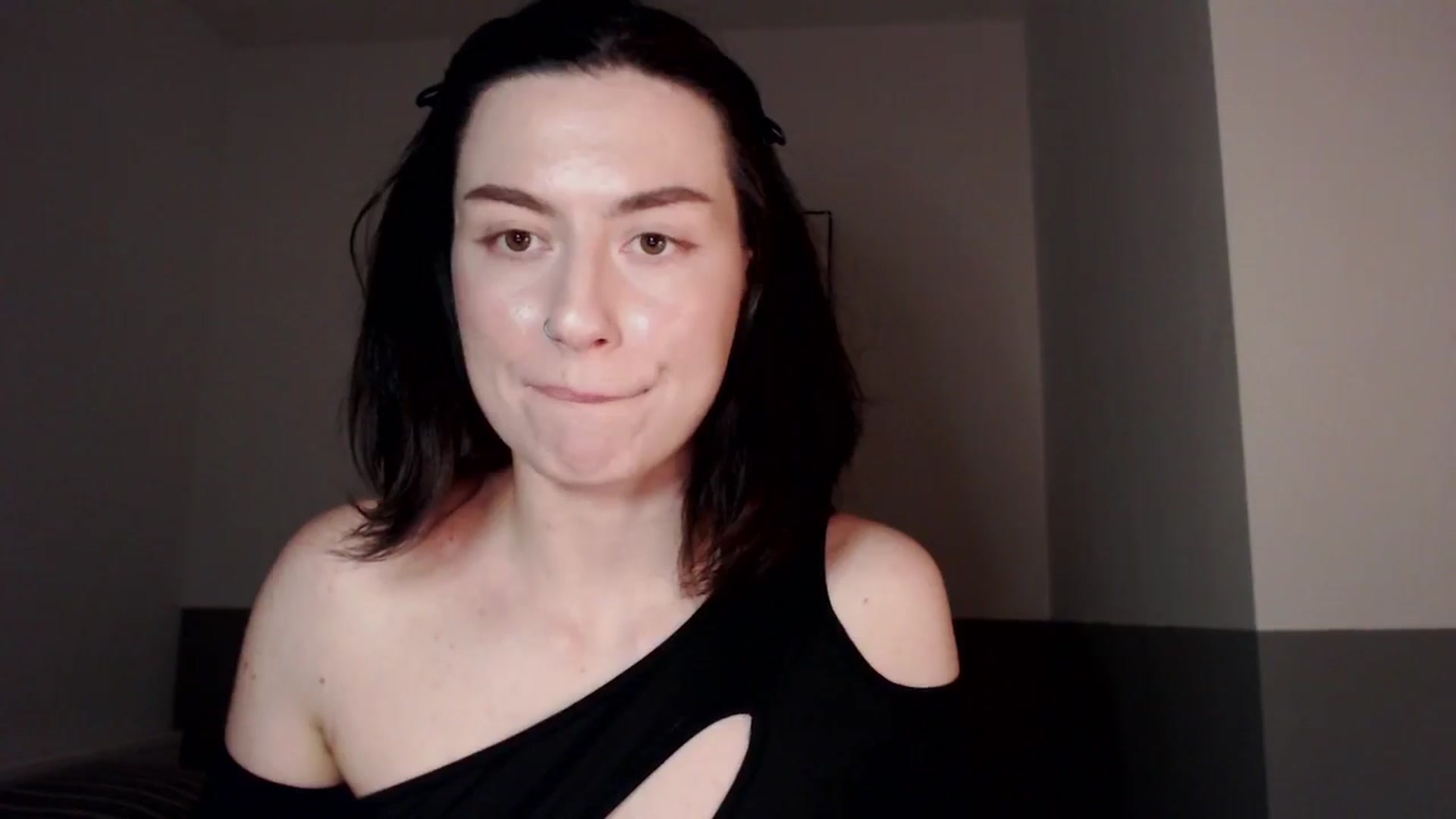 Gallery image thumbnail from HeyAriel's myfreecams stream on, 01/04/2026, 20:44 image 10 of 20