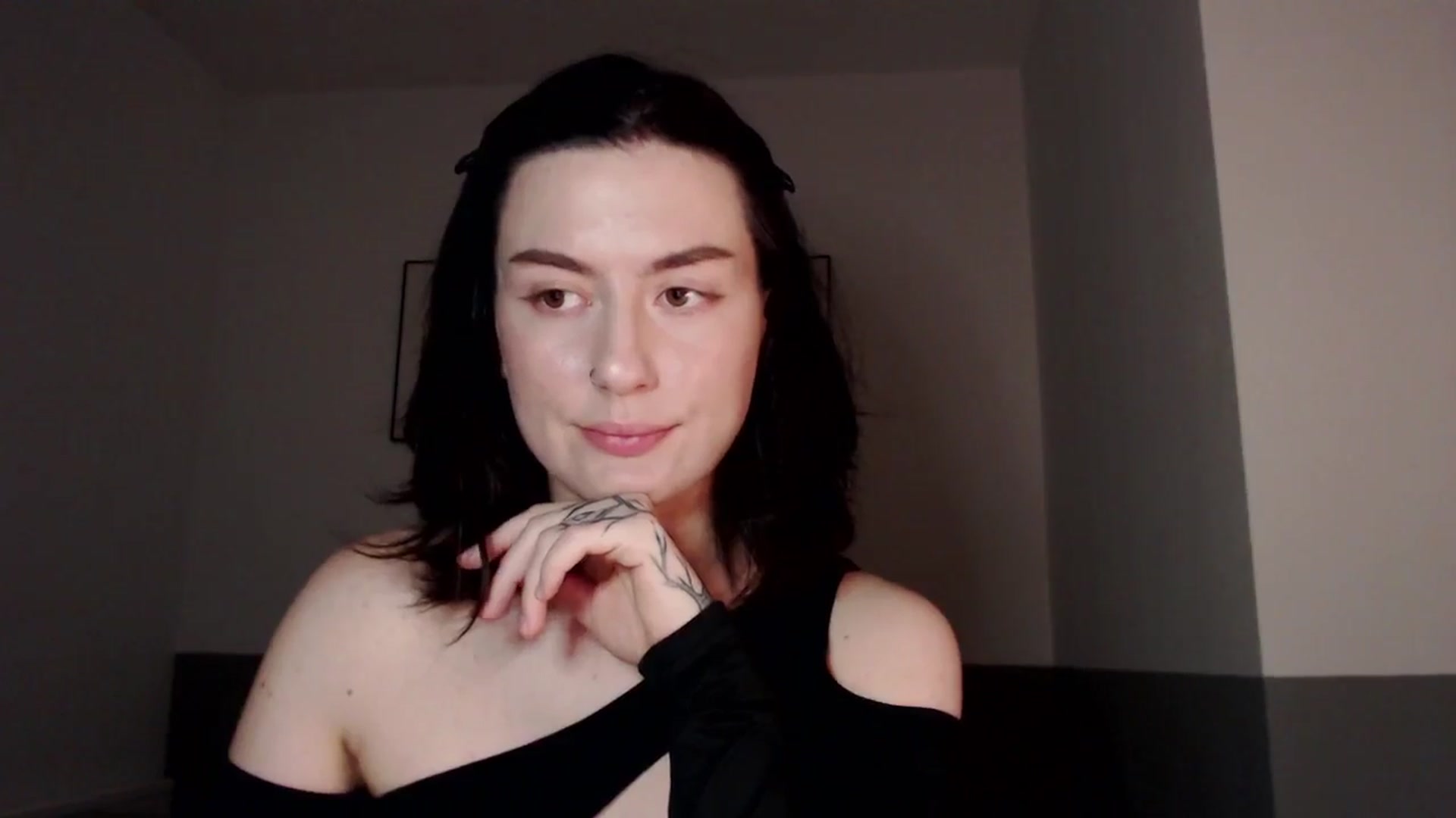 Gallery image thumbnail from HeyAriel's myfreecams stream on, 01/04/2026, 20:44 image 2 of 20