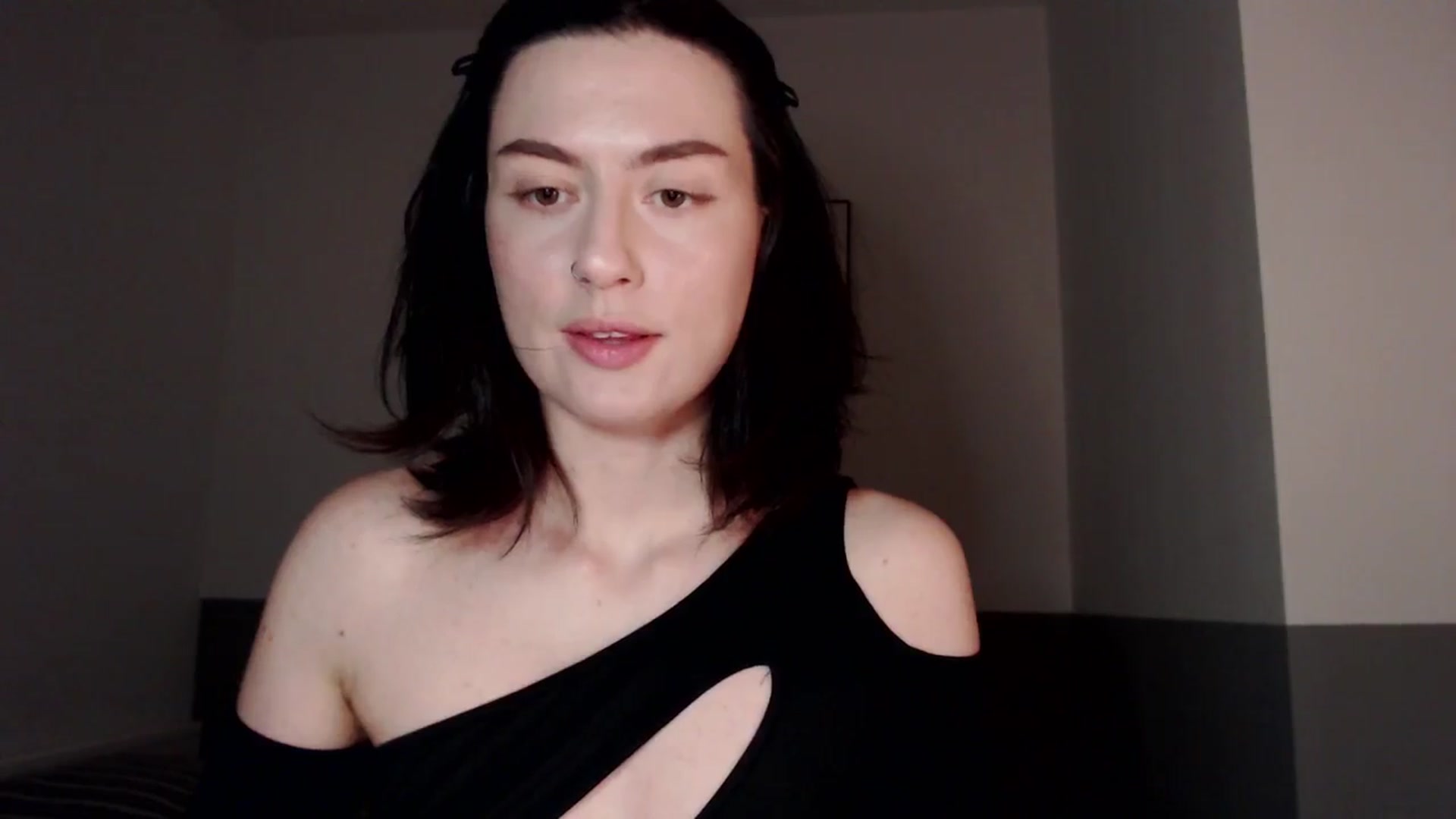 Gallery image thumbnail from HeyAriel's myfreecams stream on, 01/04/2026, 20:44 image 5 of 20