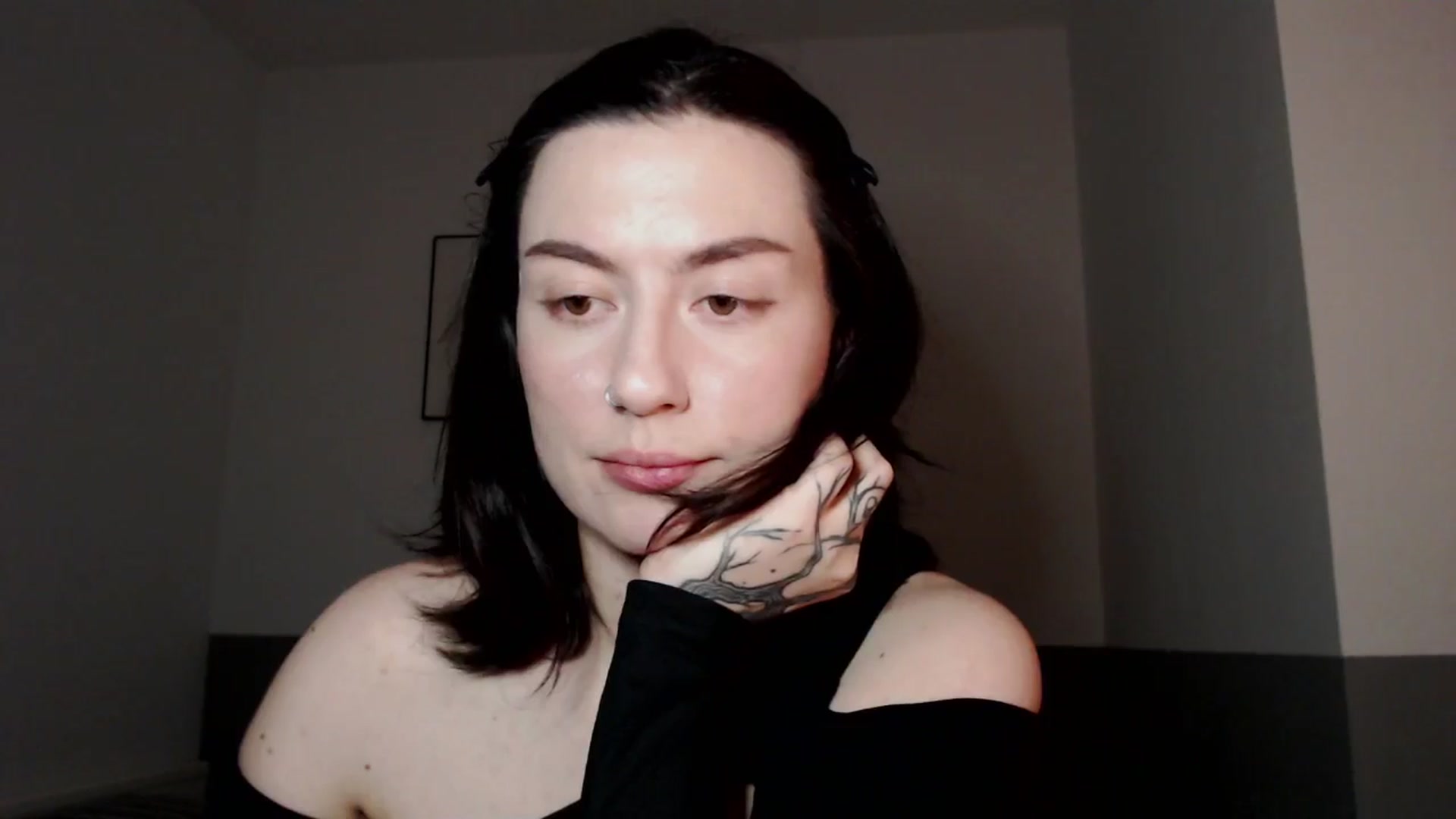 Gallery image thumbnail from HeyAriel's myfreecams stream on, 01/04/2026, 21:51 image 16 of 20