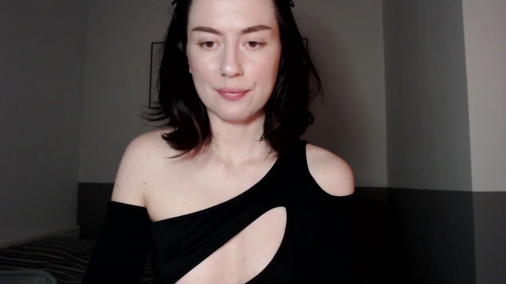 Gallery image thumbnail from HeyAriel's myfreecams stream on, 01/04/2026, 21:51 image 5 of 20