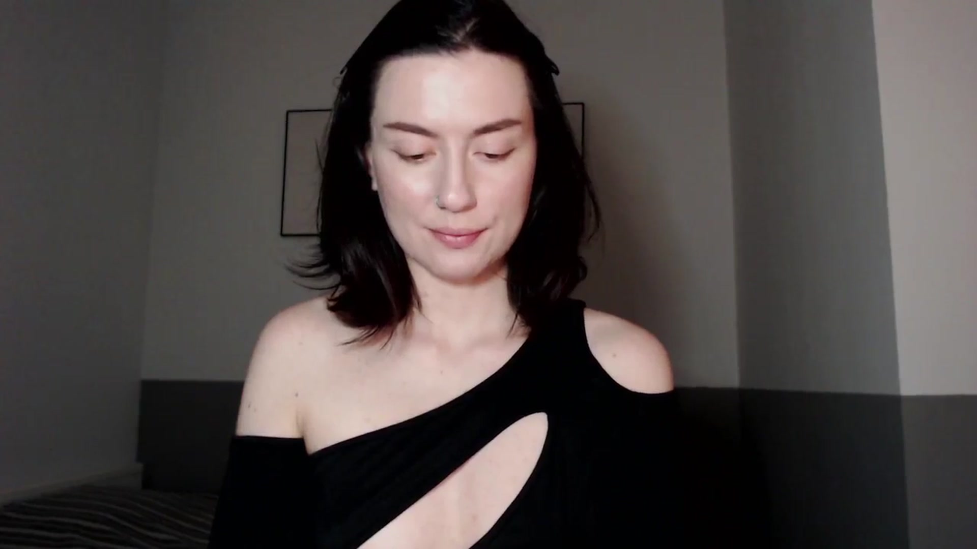 Gallery image thumbnail from HeyAriel's myfreecams stream on, 01/04/2026, 21:51 image 8 of 20