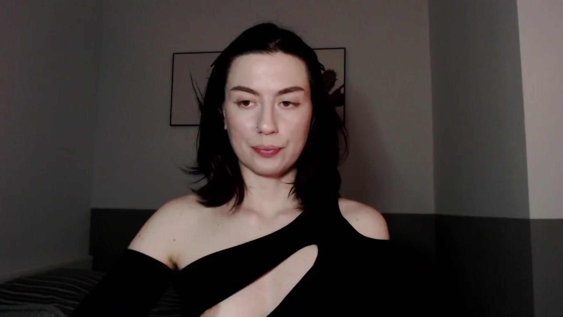 Gallery image thumbnail from HeyAriel's myfreecams stream on, 01/04/2026, 21:51 image 17 of 20