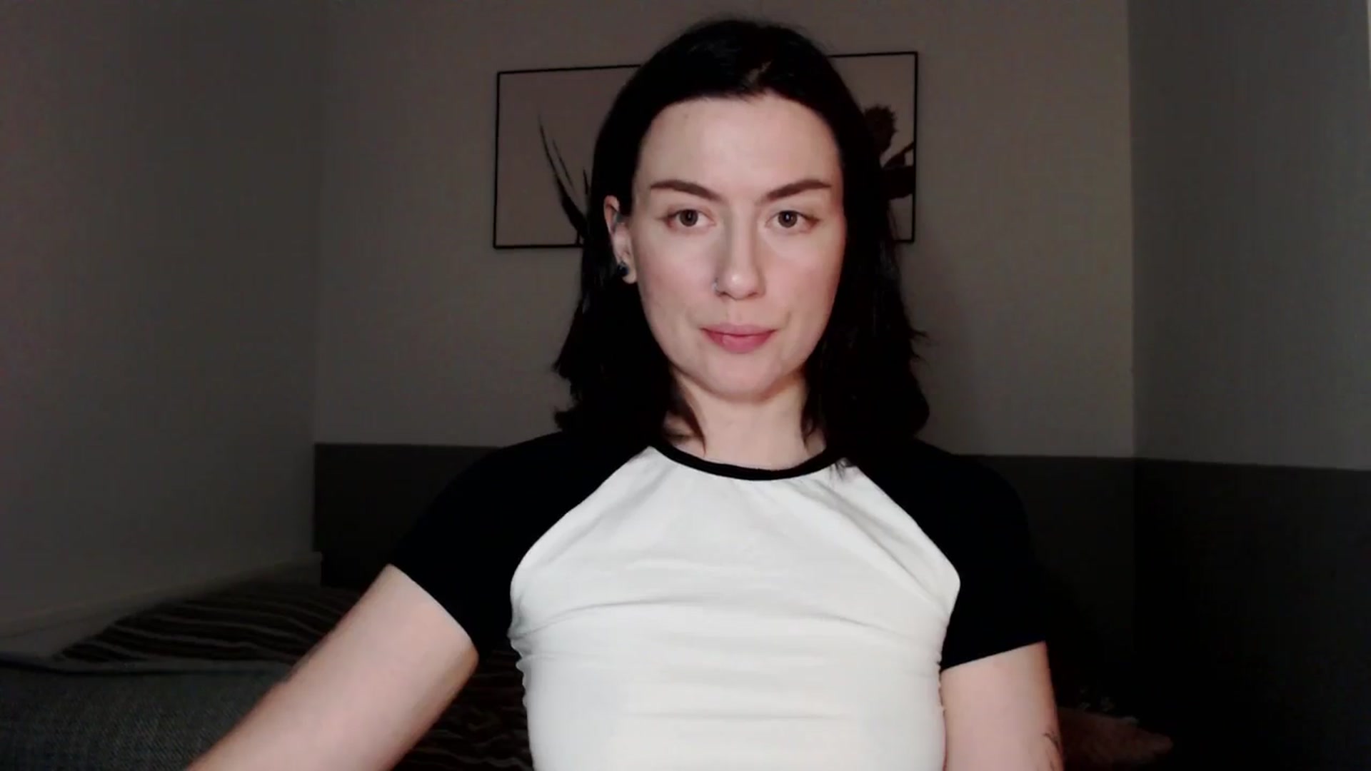Gallery image thumbnail from HeyAriel's myfreecams stream on, 01/05/2026, 01:45 image 12 of 20
