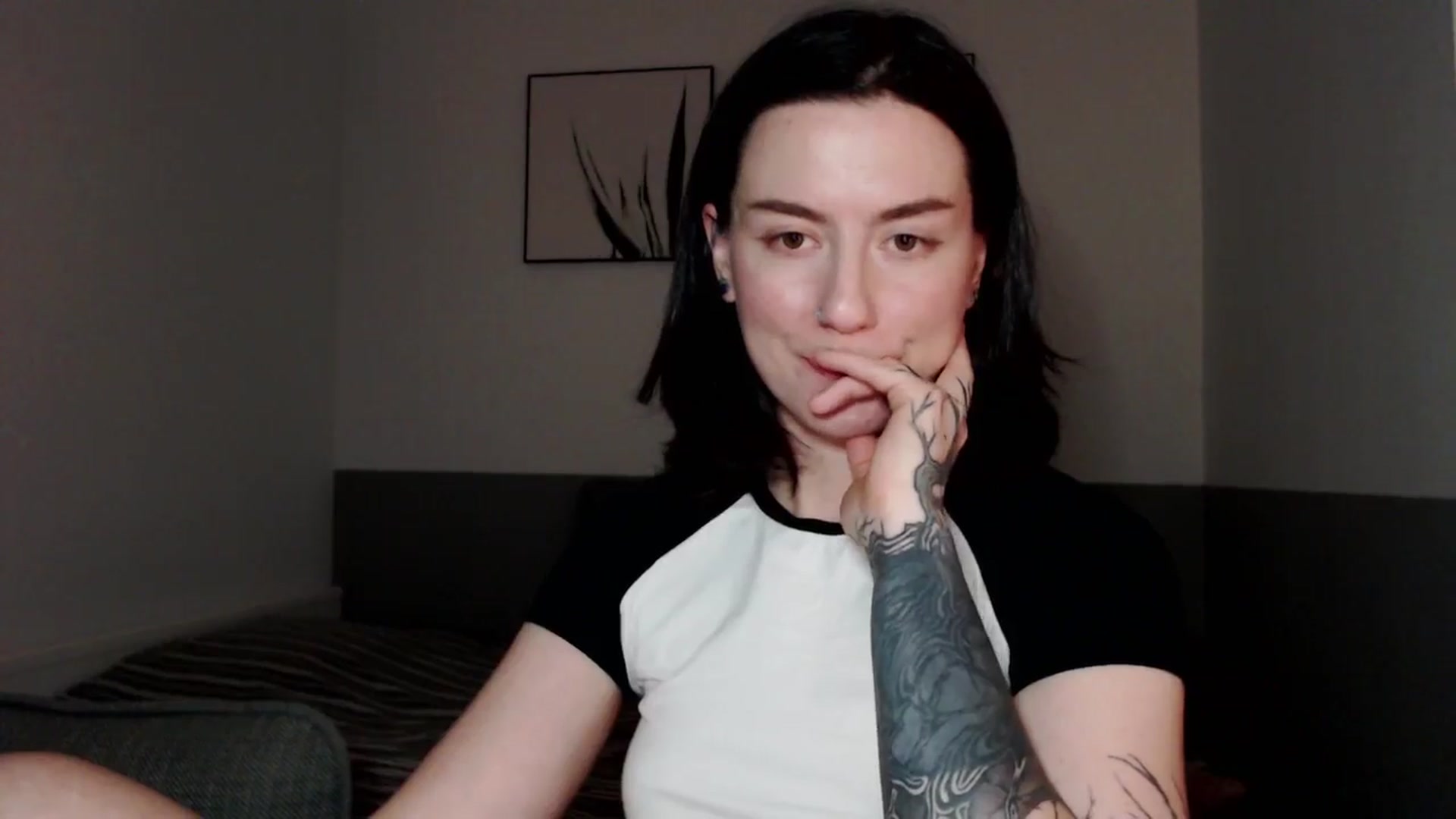 Gallery image thumbnail from HeyAriel's myfreecams stream on, 01/05/2026, 01:45 image 14 of 20