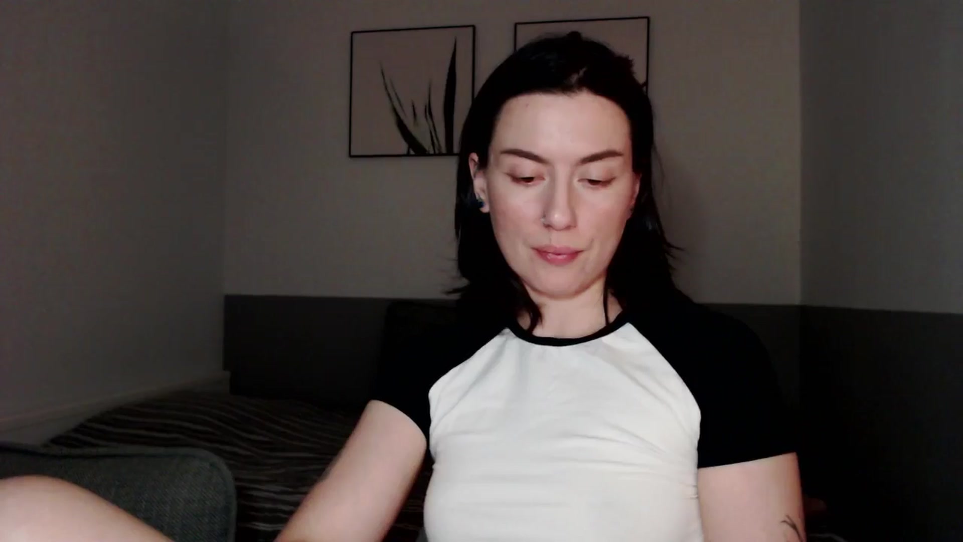 Gallery image thumbnail from HeyAriel's myfreecams stream on, 01/05/2026, 01:45 image 16 of 20