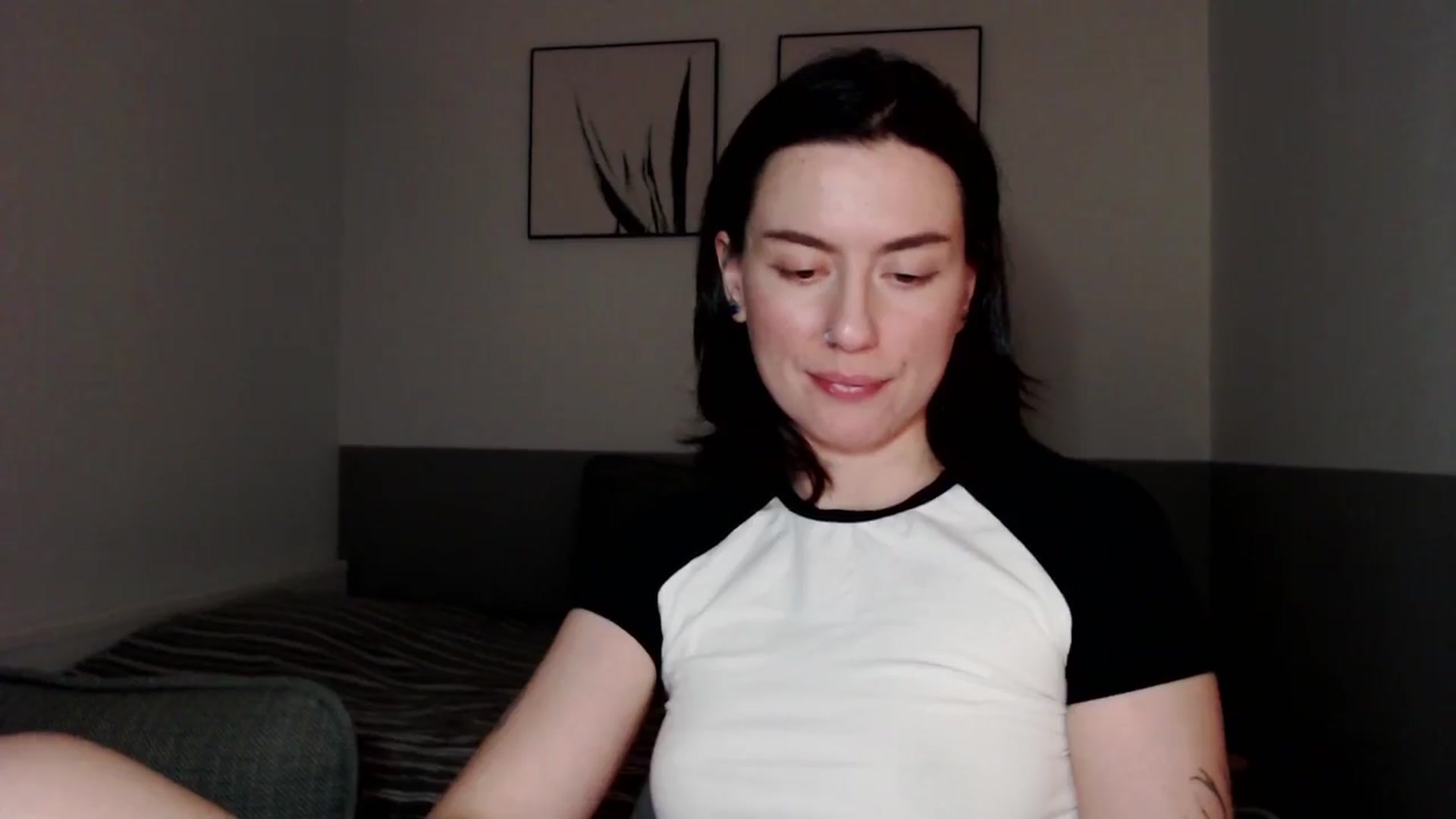 Gallery image thumbnail from HeyAriel's myfreecams stream on, 01/05/2026, 01:45 image 17 of 20