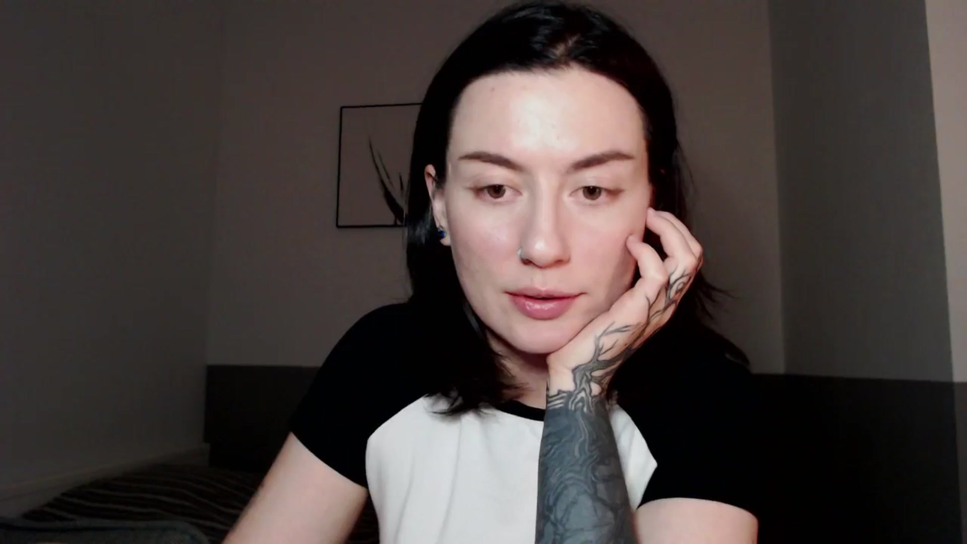 Gallery image thumbnail from HeyAriel's myfreecams stream on, 01/05/2026, 01:45 image 18 of 20