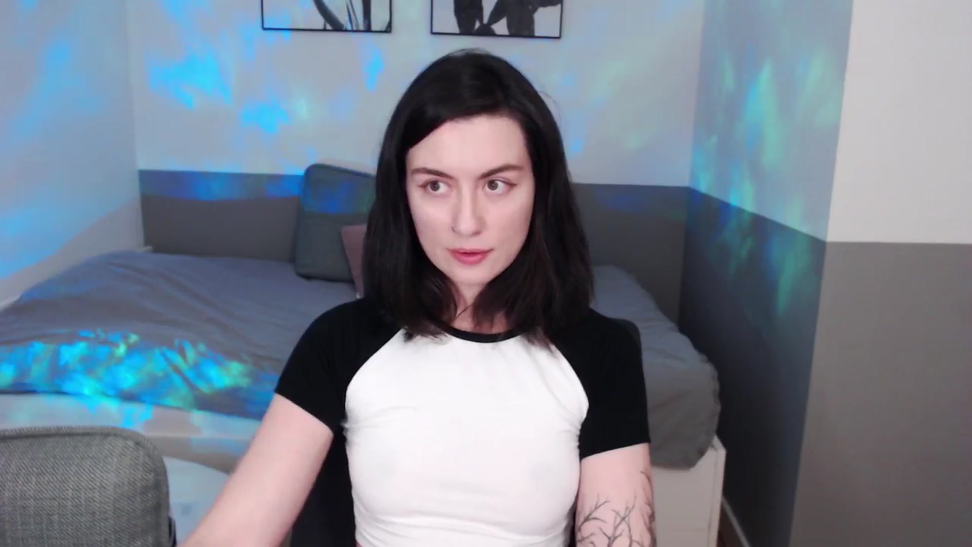 Gallery image thumbnail from HeyAriel's myfreecams stream on, 03/08/2026, 18:59 image 13 of 20