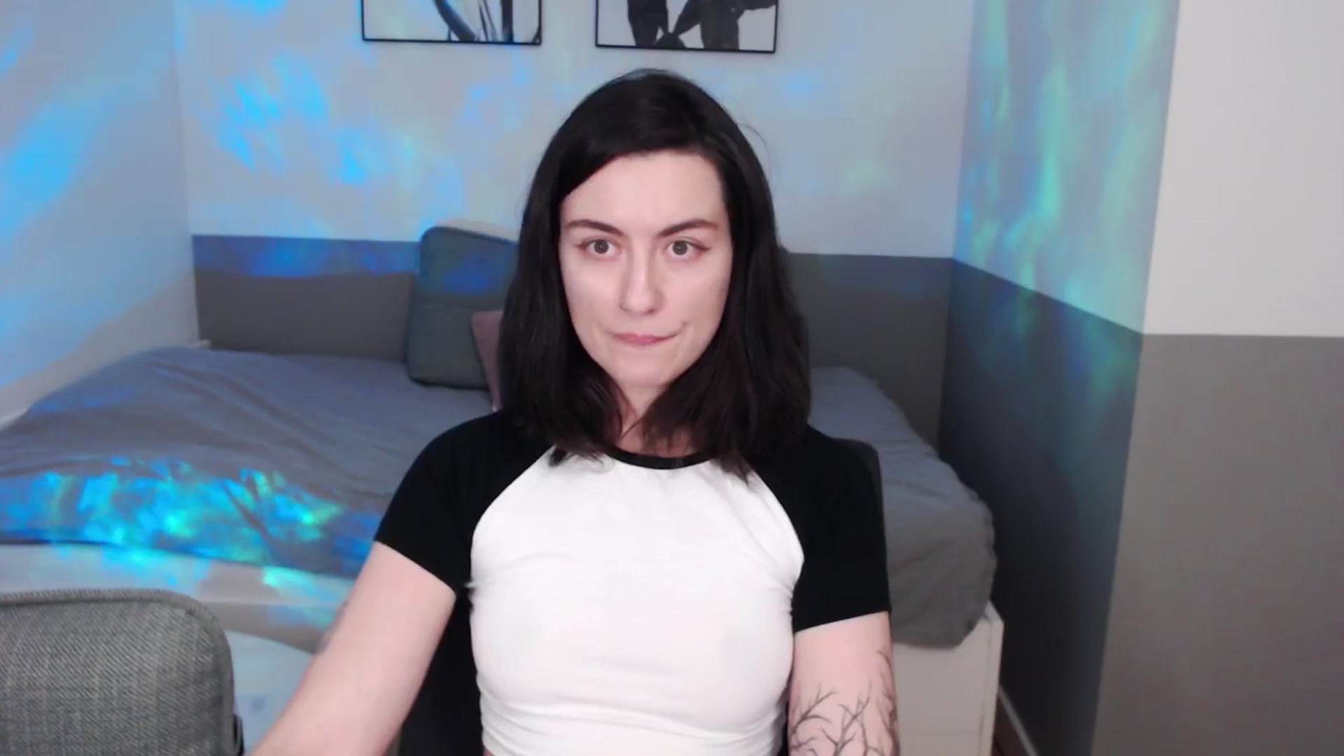 Gallery image thumbnail from HeyAriel's myfreecams stream on, 03/08/2026, 18:59 image 14 of 20