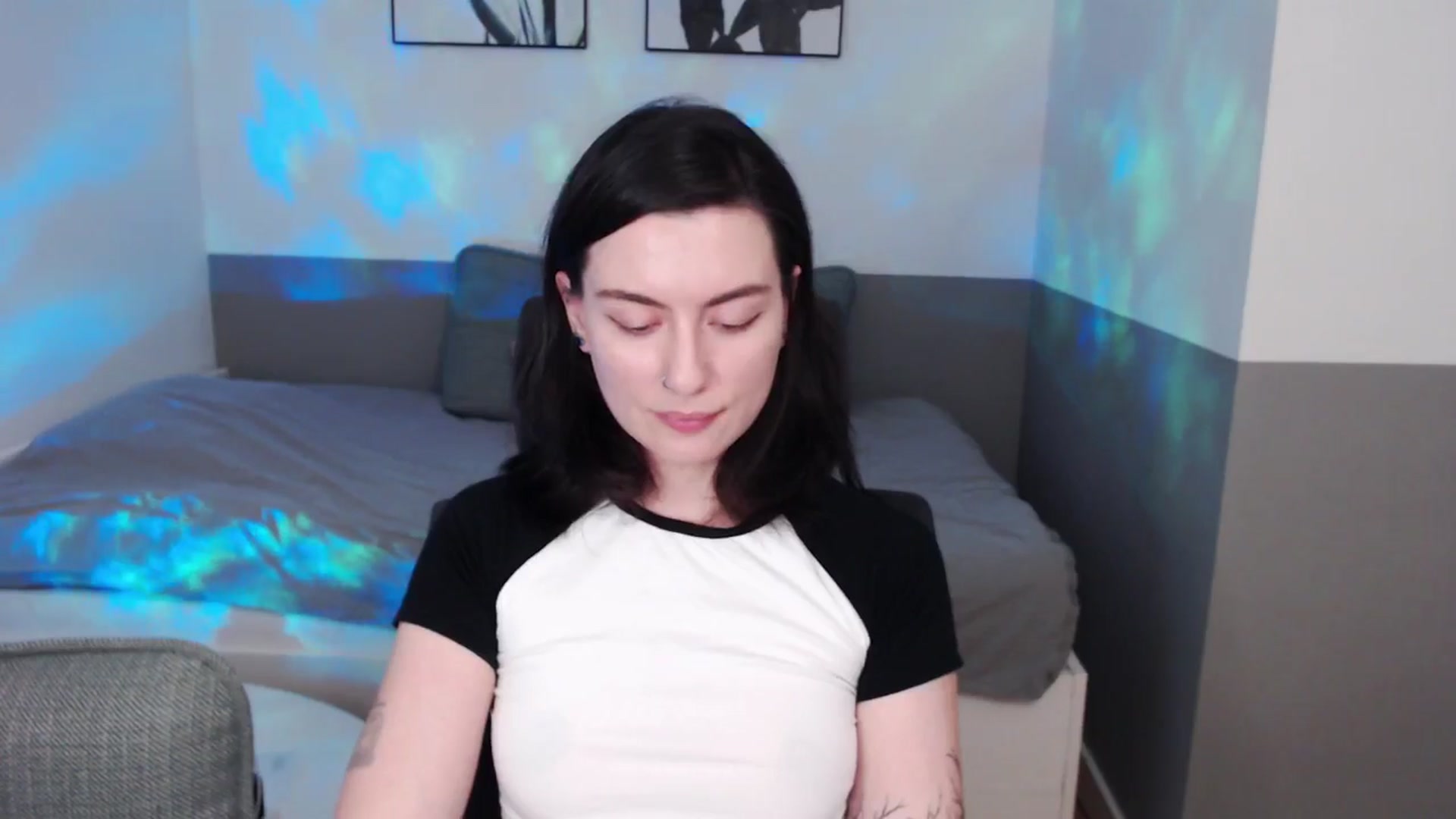 Gallery image thumbnail from HeyAriel's myfreecams stream on, 03/08/2026, 18:59 image 19 of 20