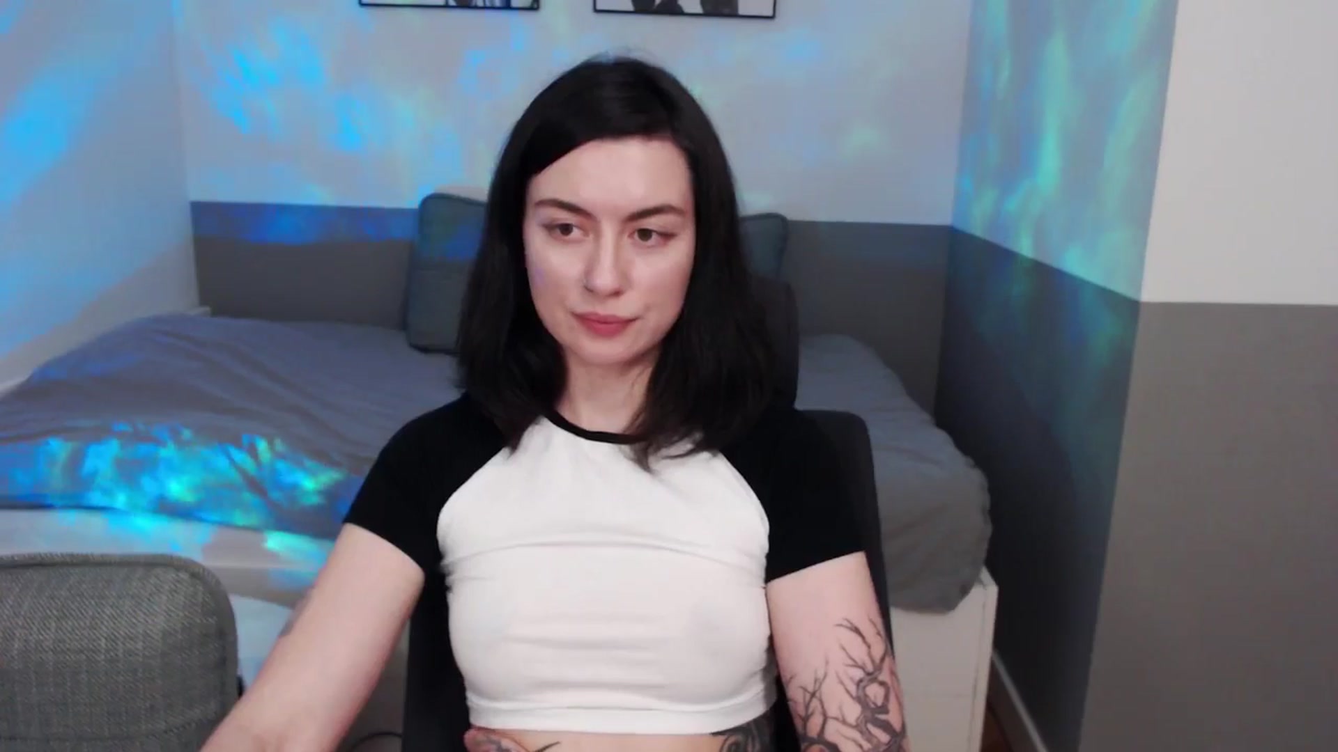 Gallery image thumbnail from HeyAriel's myfreecams stream on, 03/08/2026, 20:45 image 11 of 20