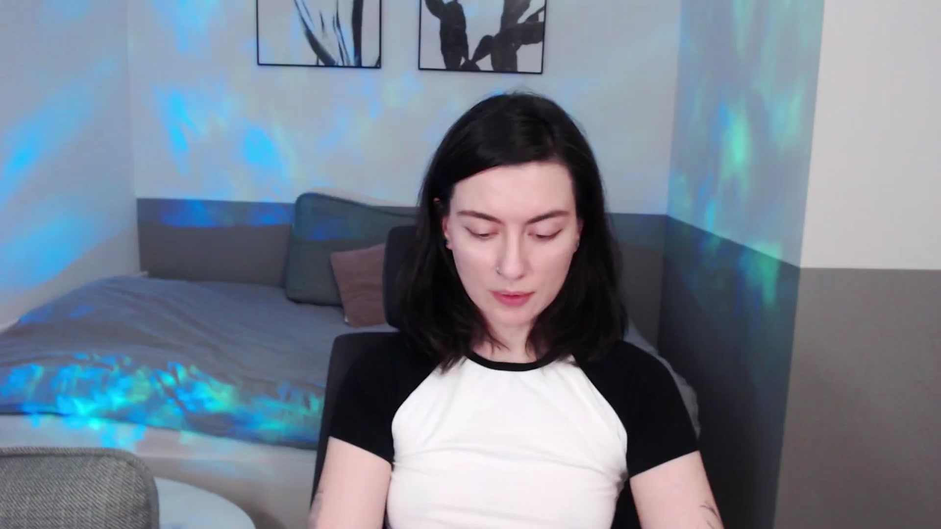 Gallery image thumbnail from HeyAriel's myfreecams stream on, 03/08/2026, 20:45 image 1 of 20