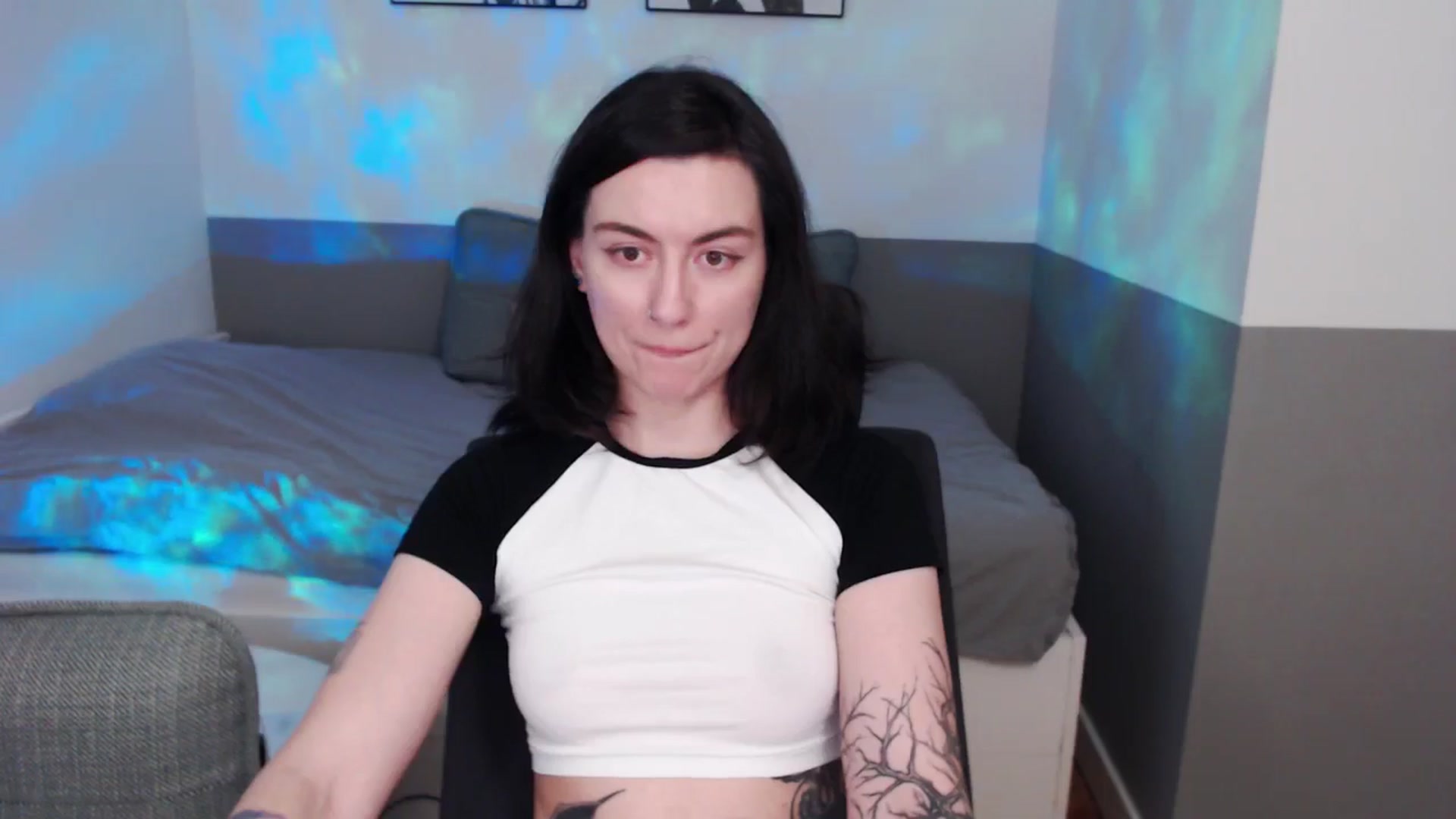 Gallery image thumbnail from HeyAriel's myfreecams stream on, 03/08/2026, 20:45 image 6 of 20