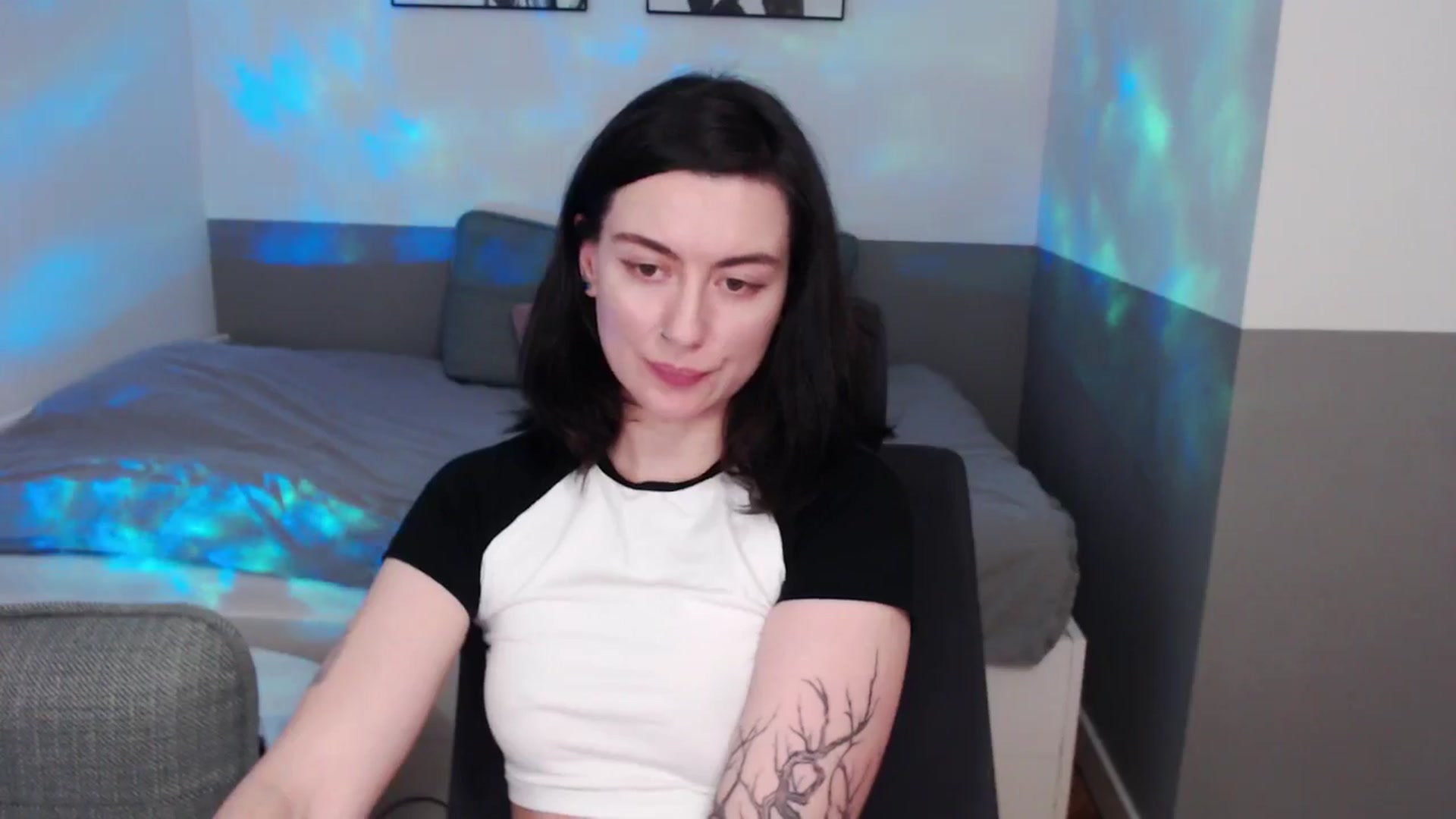 Gallery image thumbnail from HeyAriel's myfreecams stream on, 03/08/2026, 20:45 image 12 of 20