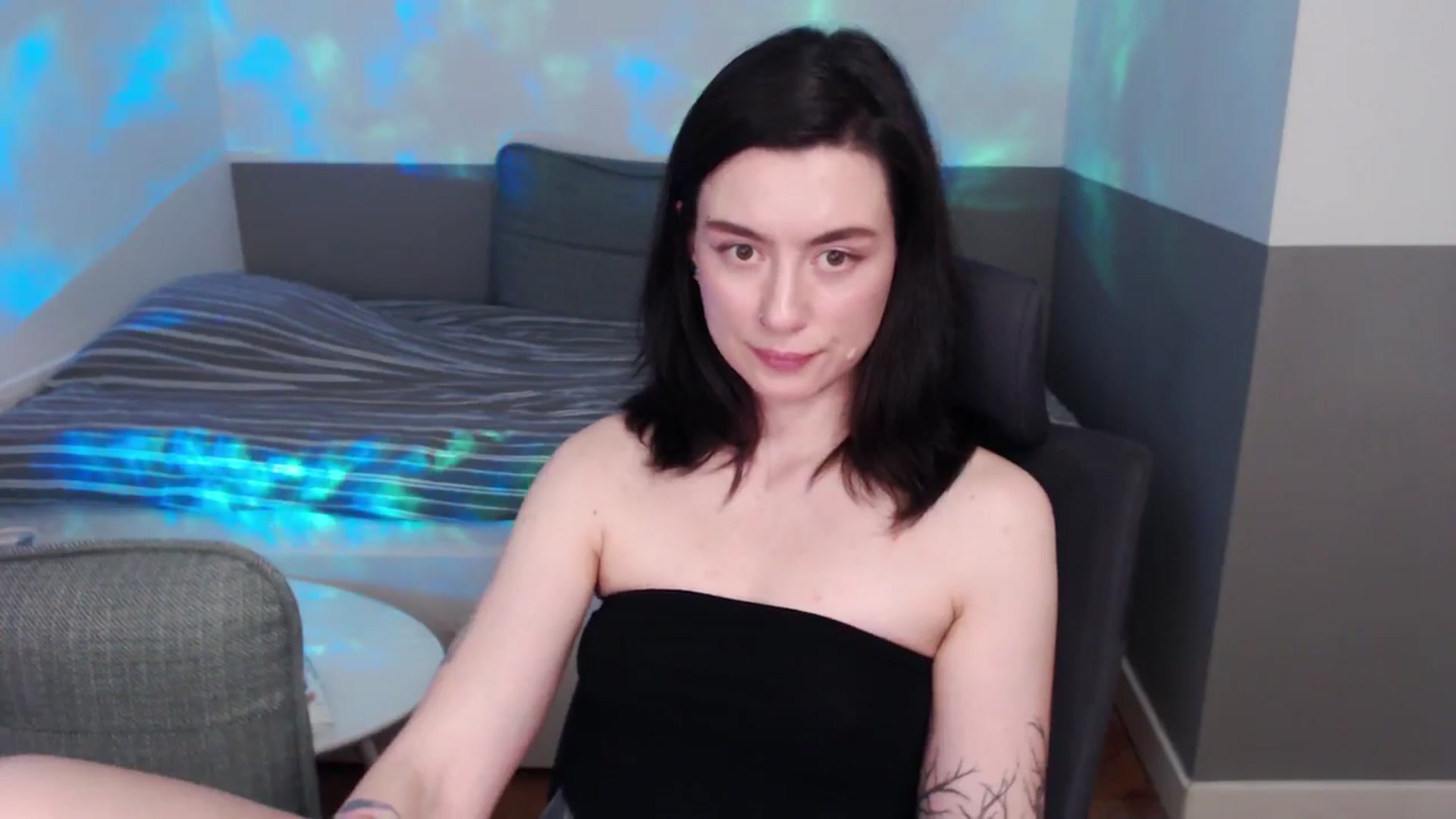 Gallery image thumbnail from HeyAriel's myfreecams stream on, 03/31/2026, 21:19 image 2 of 20