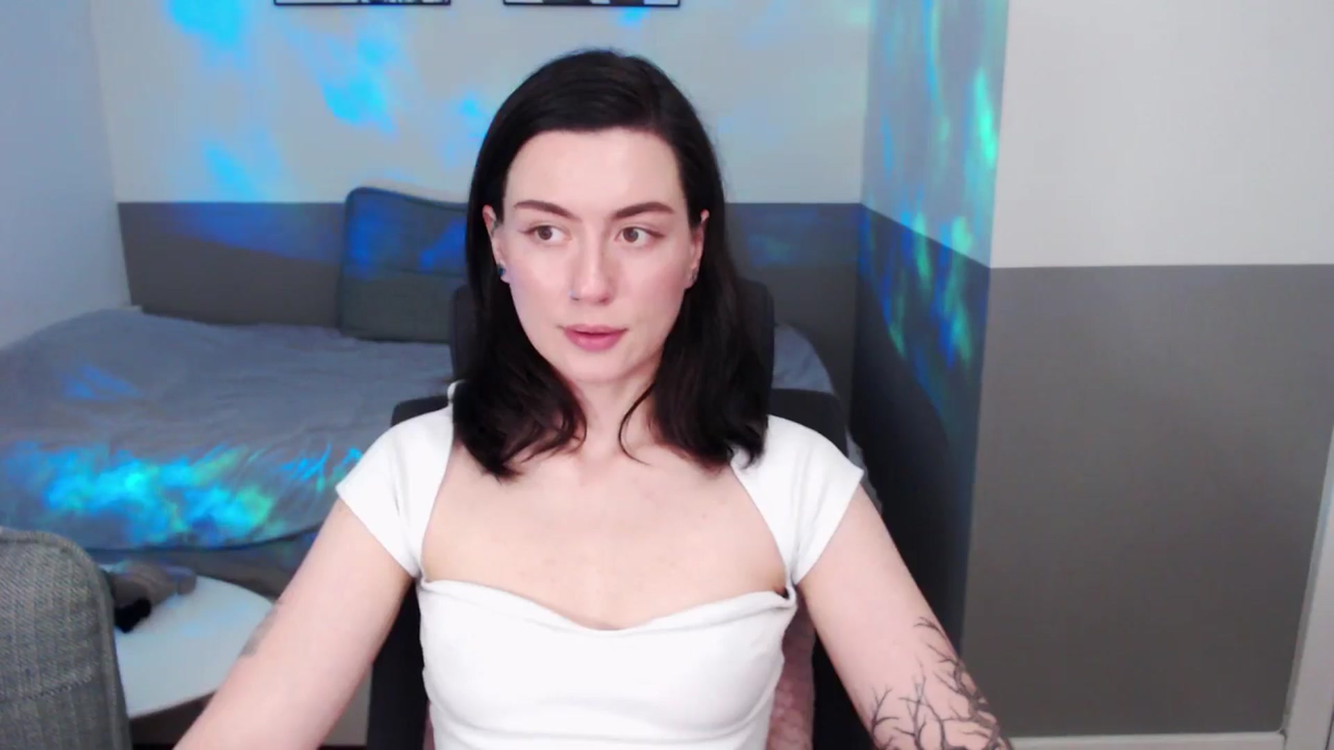 Gallery image thumbnail from HeyAriel's myfreecams stream on, 04/05/2026, 14:13 image 14 of 20