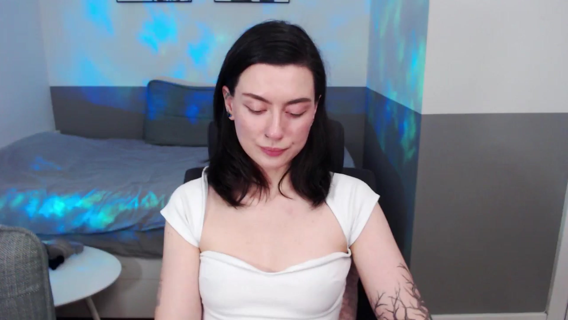 Gallery image thumbnail from HeyAriel's myfreecams stream on, 04/05/2026, 14:13 image 13 of 20