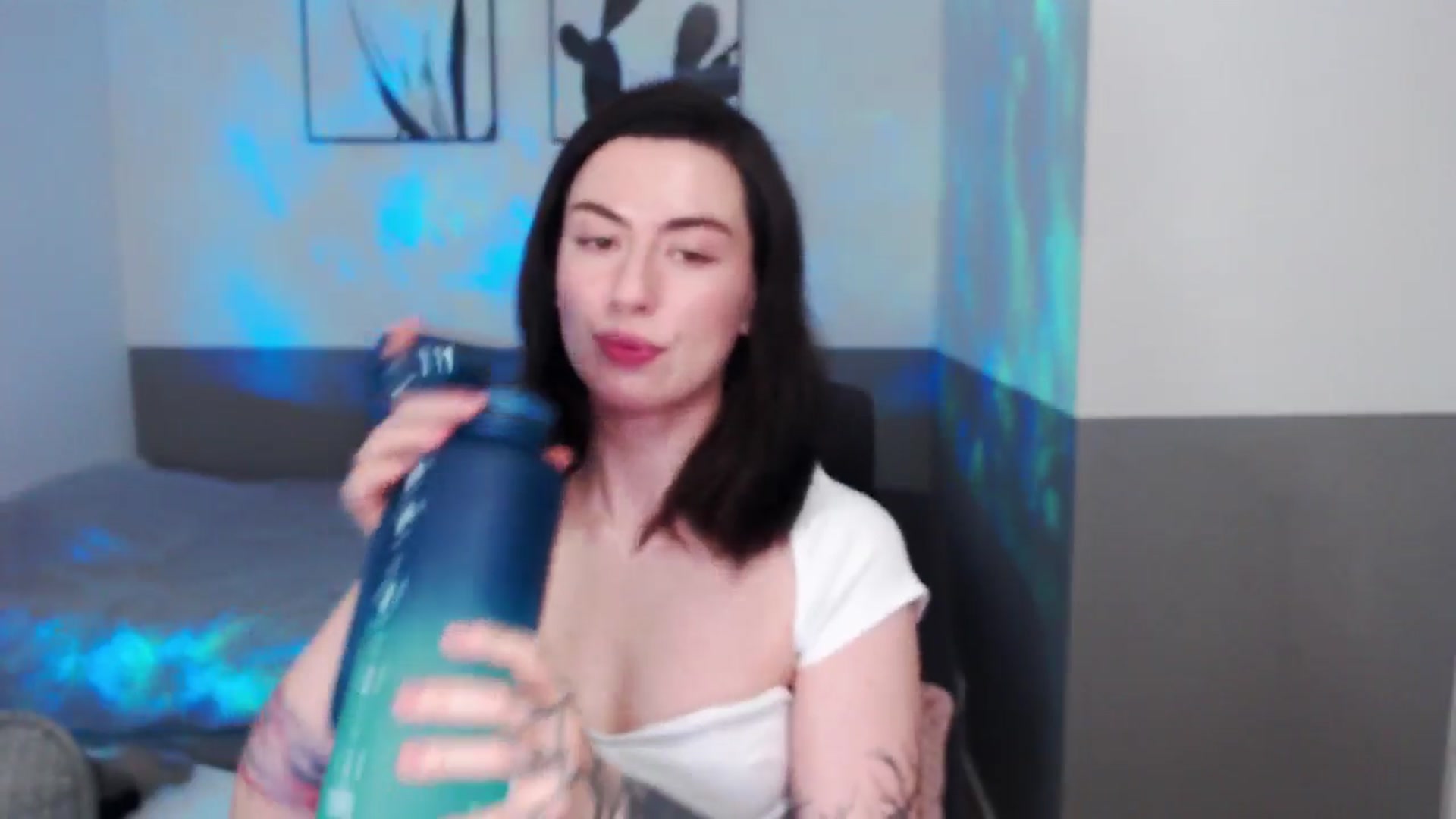 Gallery image thumbnail from HeyAriel's myfreecams stream on, 04/05/2026, 16:09 image 18 of 20