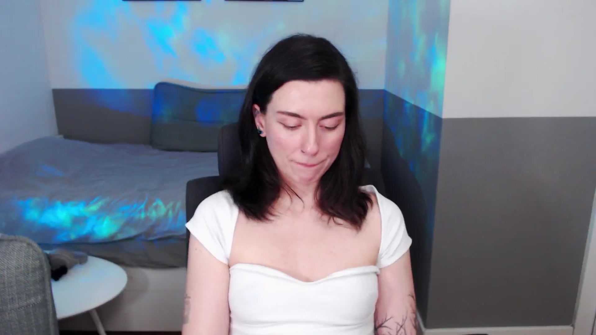 Gallery image thumbnail from HeyAriel's myfreecams stream on, 04/05/2026, 16:09 image 16 of 20