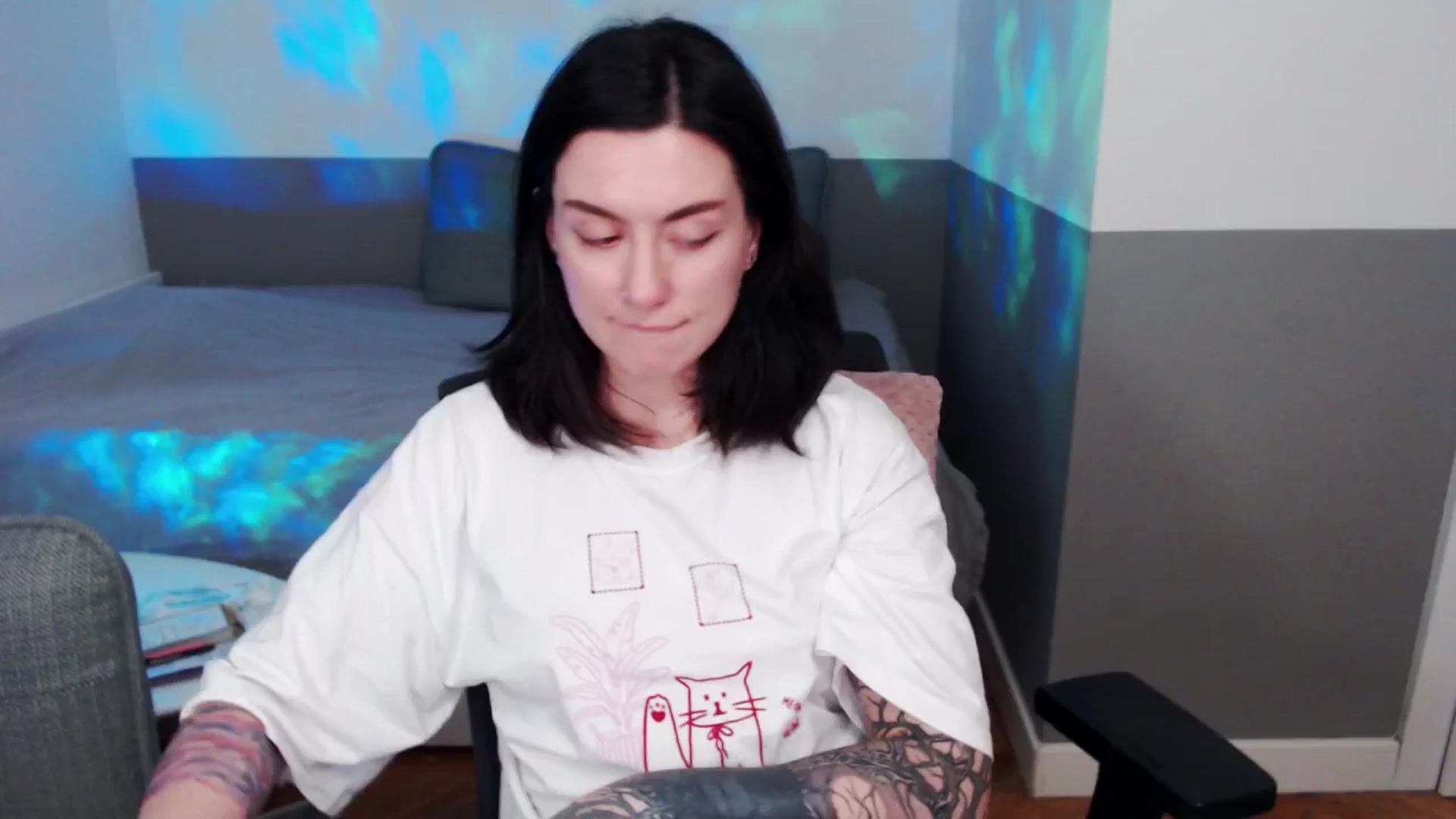Gallery image thumbnail from HeyAriel's myfreecams stream on, 04/07/2026, 15:22 image 1 of 20