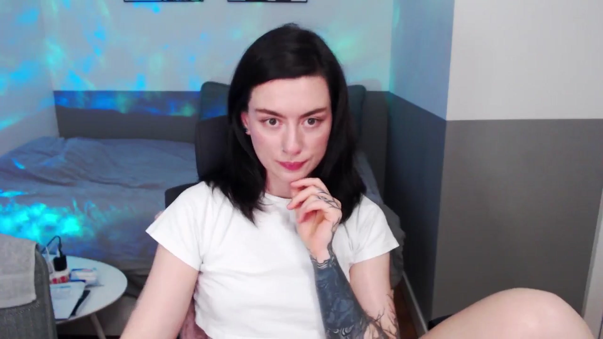 Gallery image thumbnail from HeyAriel's myfreecams stream on, 04/09/2026, 18:59 image 11 of 20
