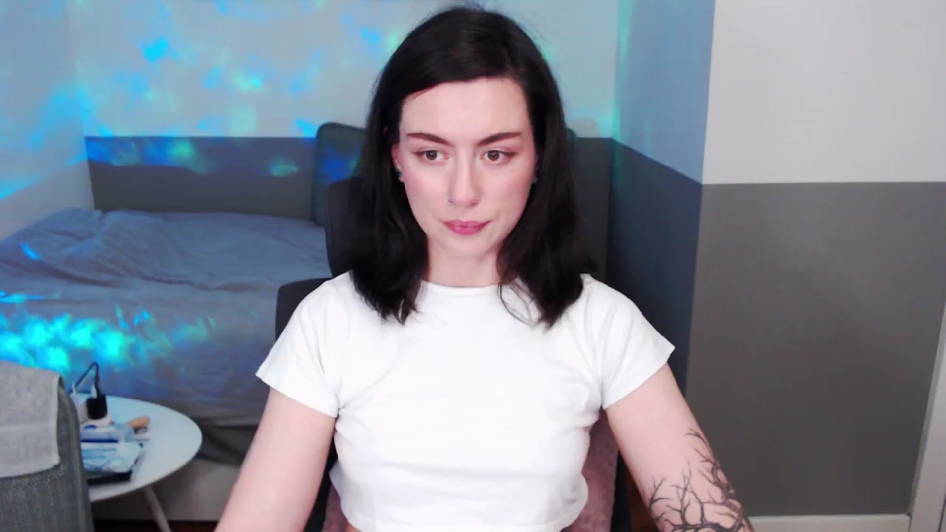 Gallery image thumbnail from HeyAriel's myfreecams stream on, 04/09/2026, 18:59 image 2 of 20