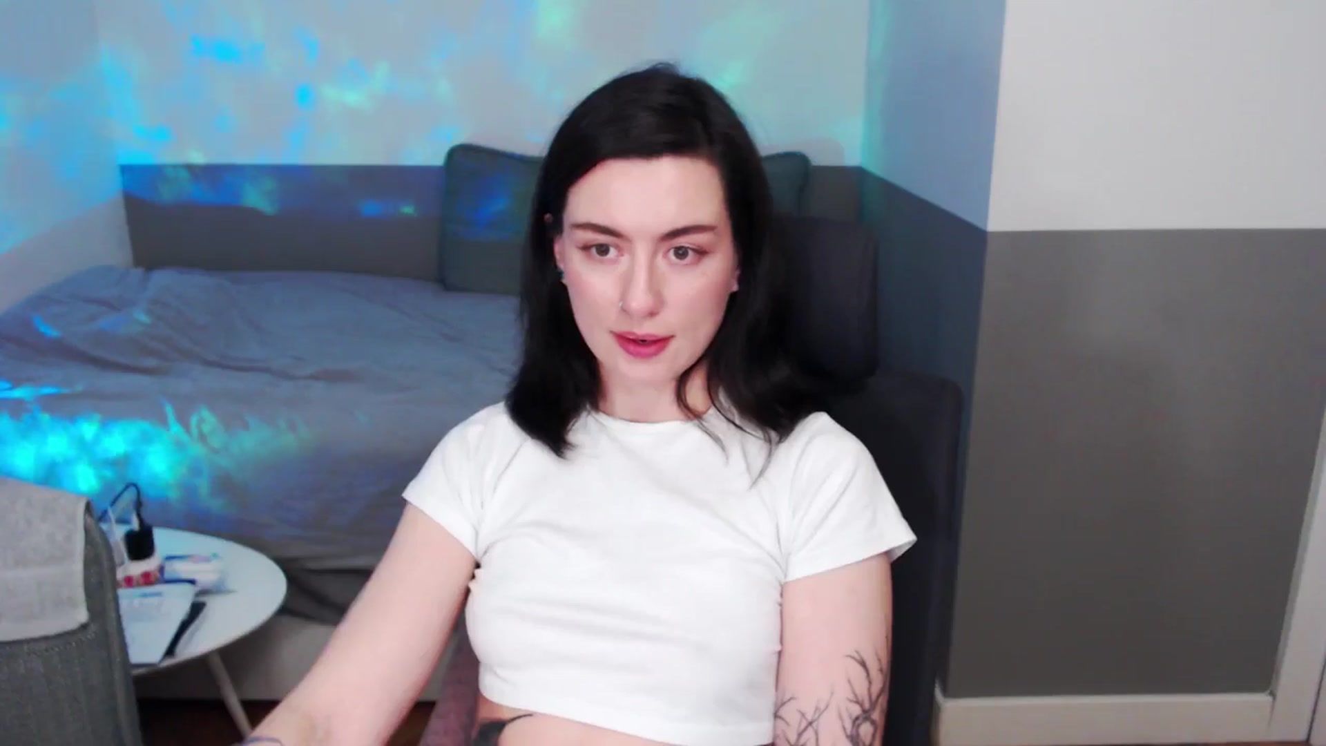 Gallery image thumbnail from HeyAriel's myfreecams stream on, 04/09/2026, 18:59 image 14 of 20