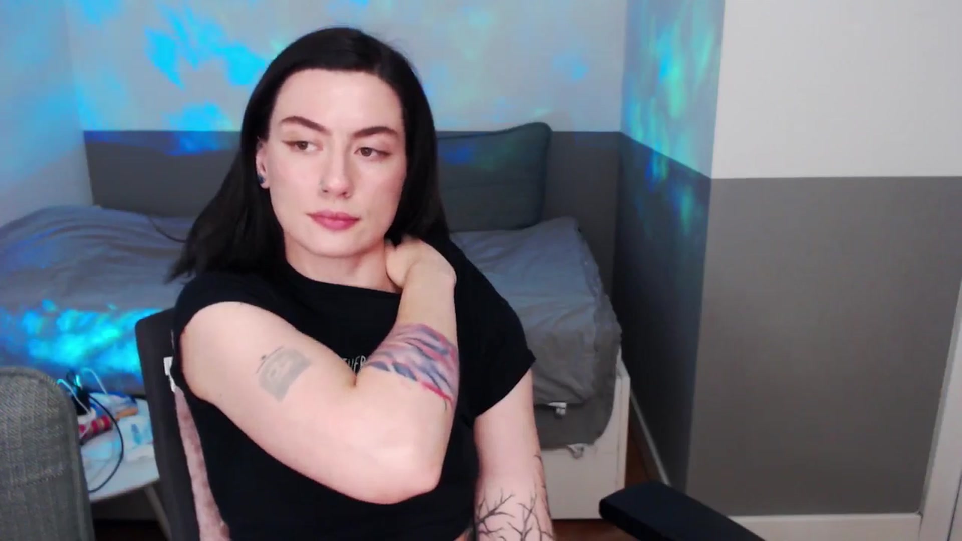 Gallery image thumbnail from HeyAriel's myfreecams stream on, 04/11/2026, 18:21 image 5 of 20