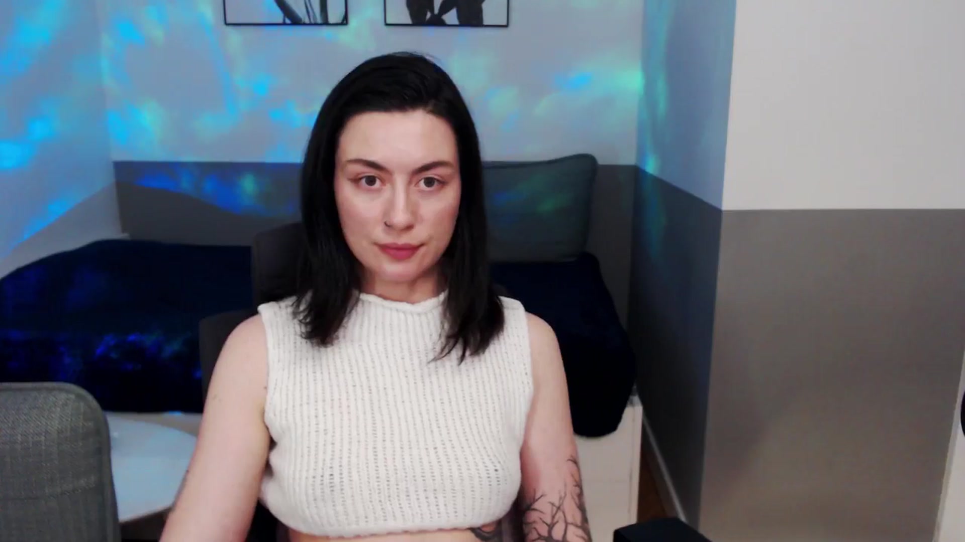 Gallery image thumbnail from HeyAriel's myfreecams stream on, 04/18/2026, 21:35 image 20 of 20