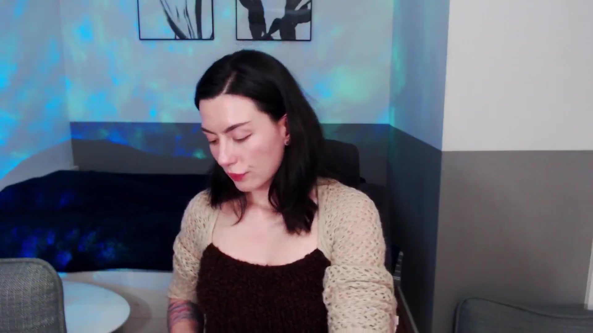 Gallery image thumbnail from HeyAriel's myfreecams stream on, 04/19/2026, 15:27 image 6 of 20