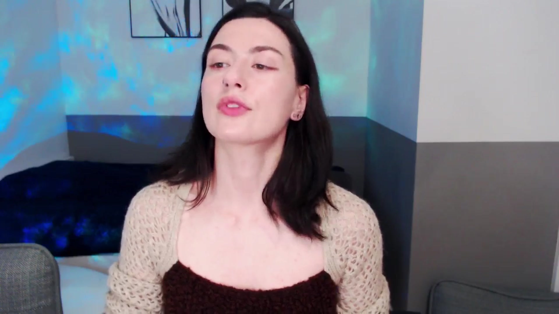 Gallery image thumbnail from HeyAriel's myfreecams stream on, 04/19/2026, 15:27 image 7 of 20