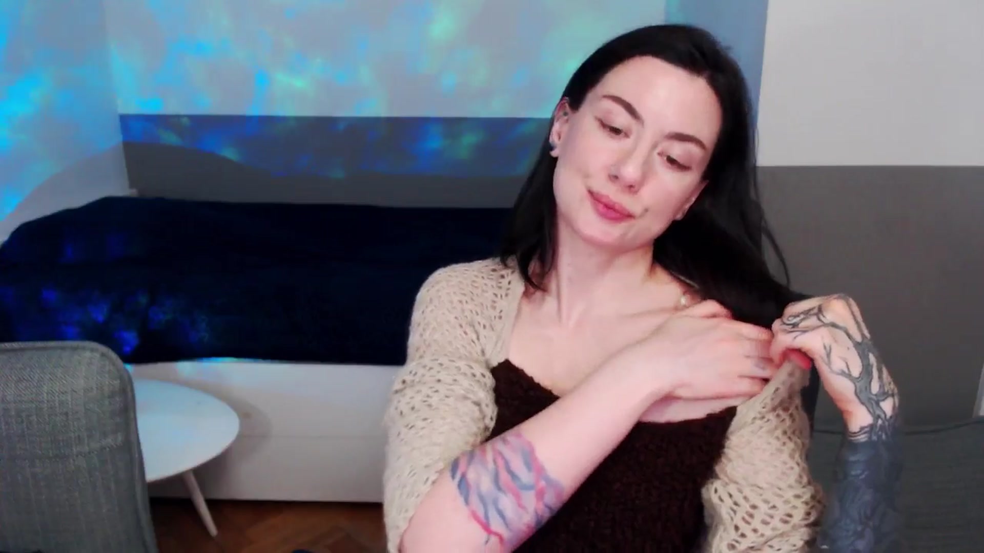 Gallery image thumbnail from HeyAriel's myfreecams stream on, 04/19/2026, 18:13 image 4 of 20