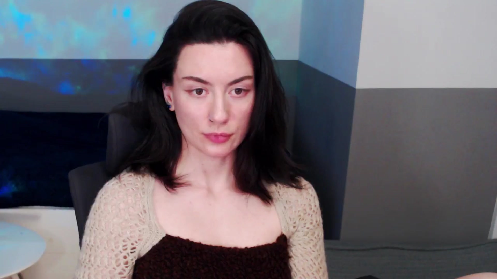 Gallery image thumbnail from HeyAriel's myfreecams stream on, 04/19/2026, 18:13 image 16 of 20