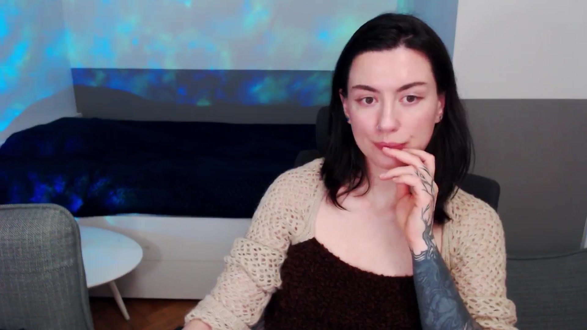 Gallery image thumbnail from HeyAriel's myfreecams stream on, 04/19/2026, 18:13 image 6 of 20