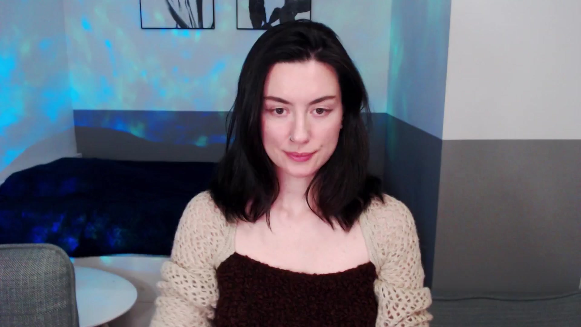 Gallery image thumbnail from HeyAriel's myfreecams stream on, 04/19/2026, 18:13 image 1 of 20